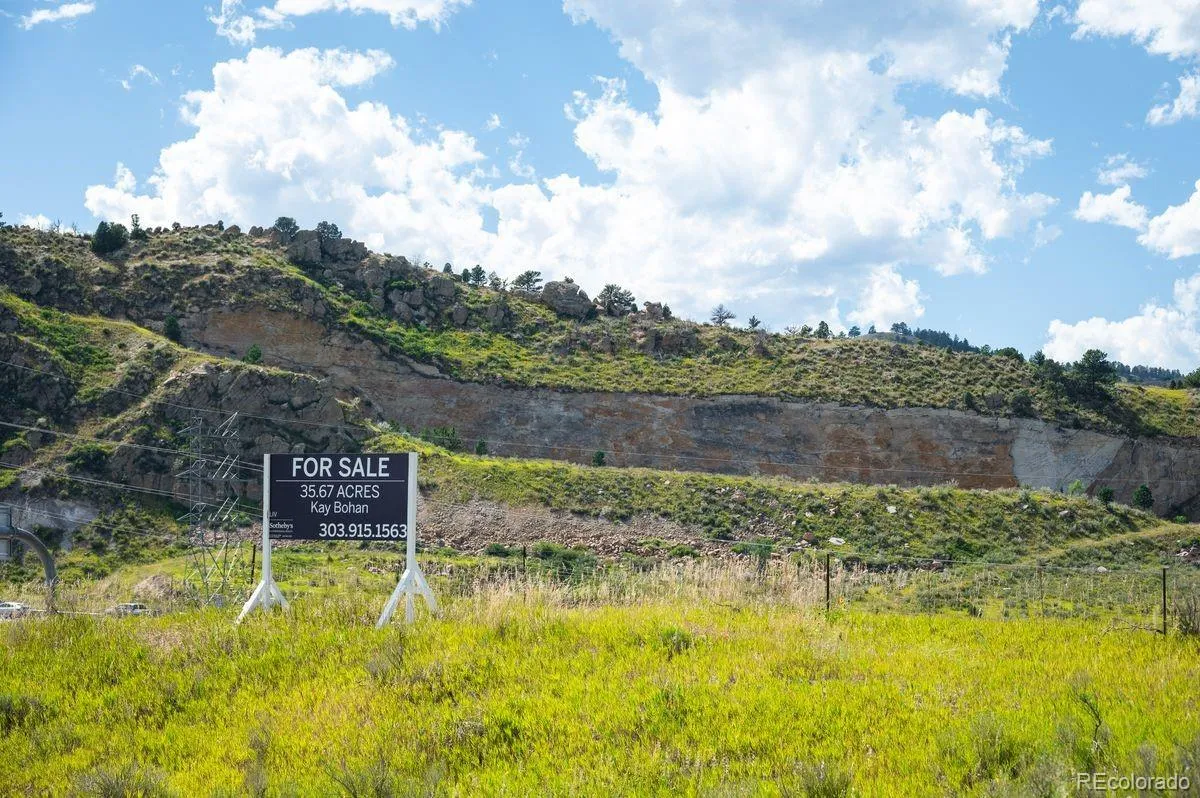 670 Rooney Road Golden CO 80401 | MLS #REC5791438 05262026003801 1200 26