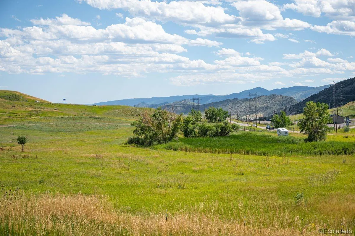 670 Rooney Road Golden CO 80401 | MLS #REC5791438 05262026003801 1200 3