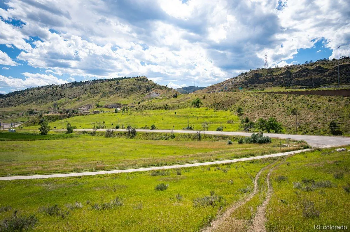 670 Rooney Road Golden CO 80401 | MLS #REC5791438 05262026003801 1200 4