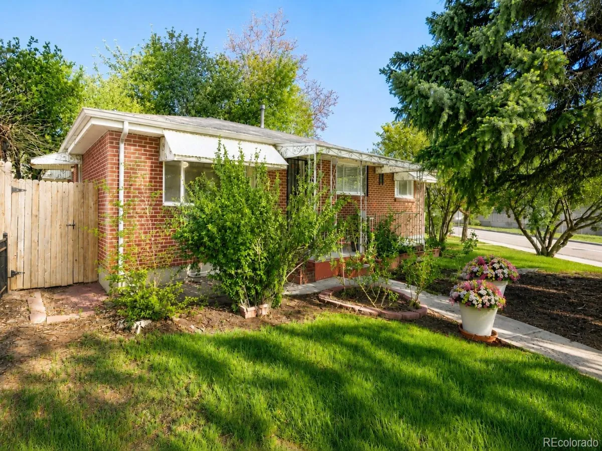 1435 S Ogden Street Denver CO 80210 MLS #REC5791648 05142026230437 1200 1