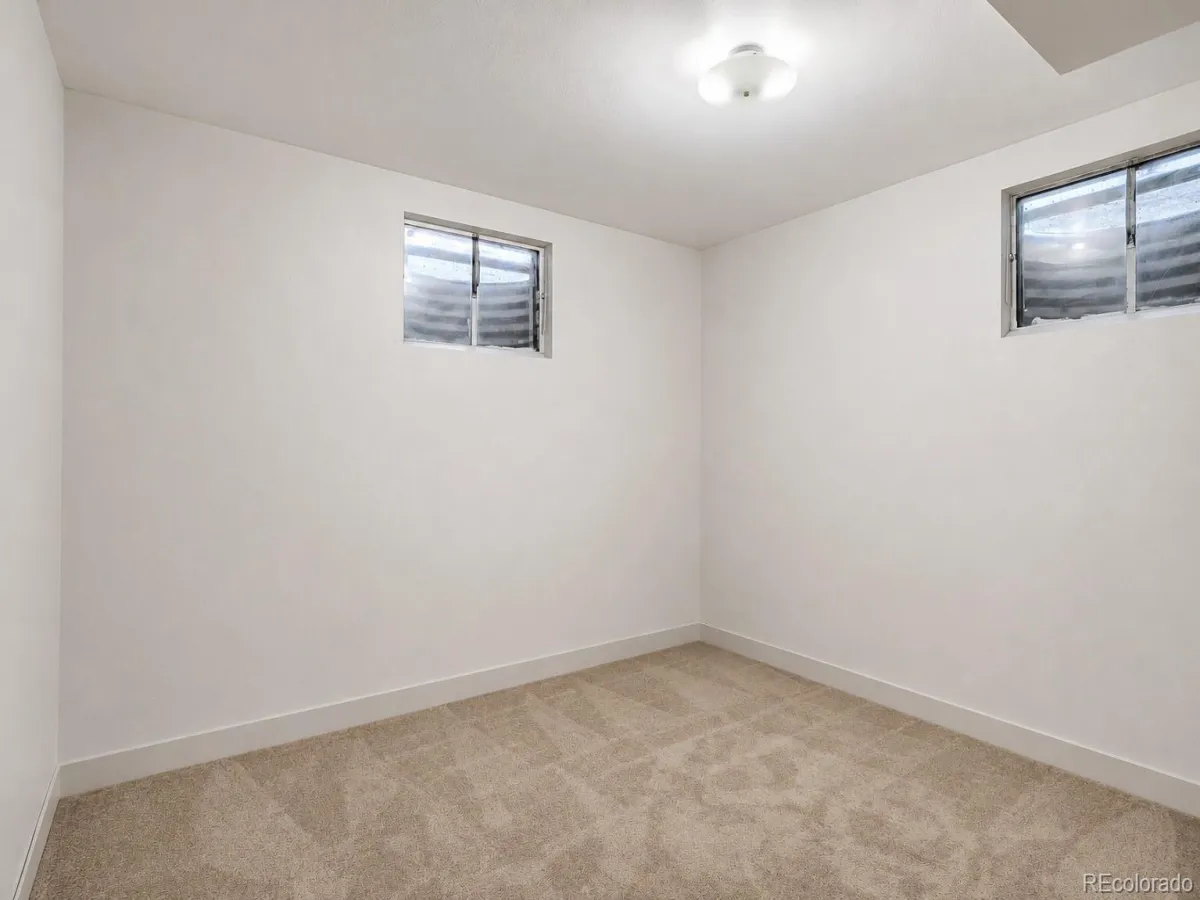 1435 S Ogden Street Denver CO 80210 MLS #REC5791648 05142026230437 1200 19