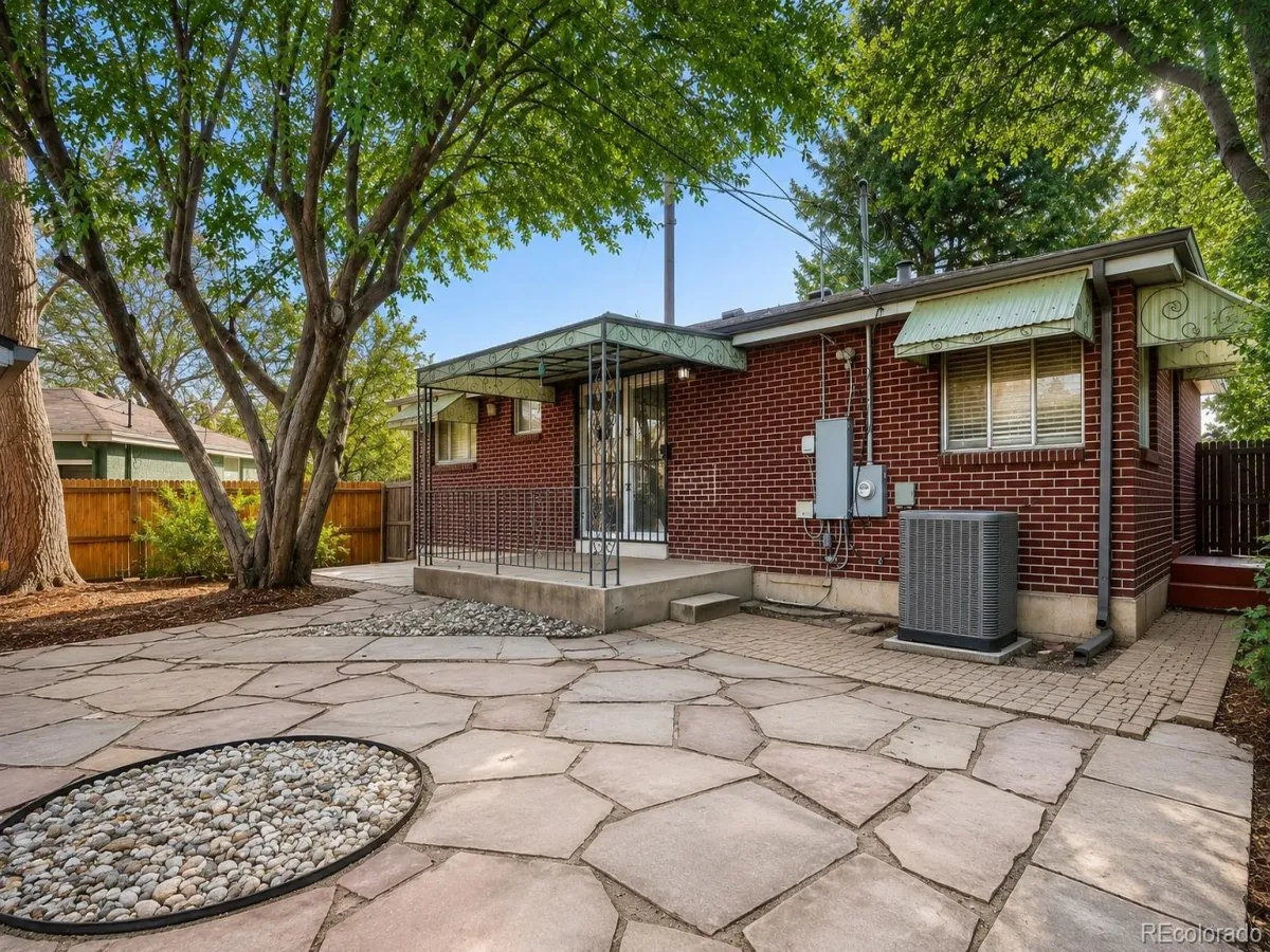 1435 S Ogden Street Denver CO 80210 MLS #REC5791648 05142026230437 1200 22