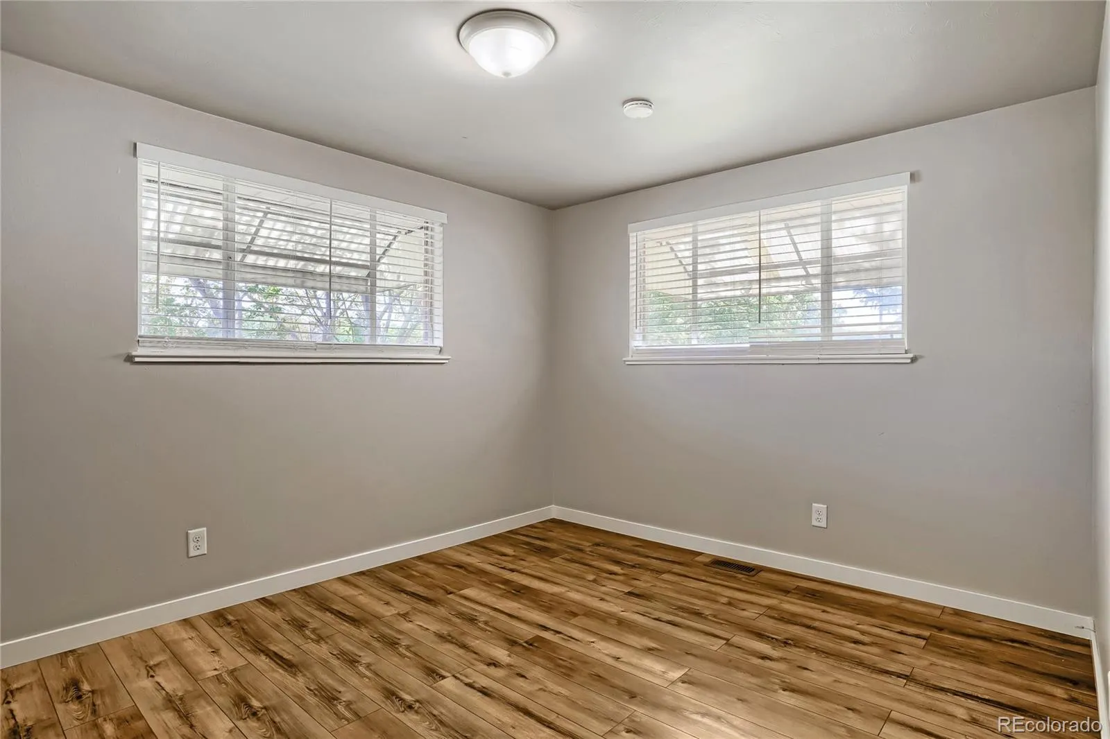 1435 S Ogden Street Denver CO 80210 MLS #REC5791648 05142026230437 1600 8