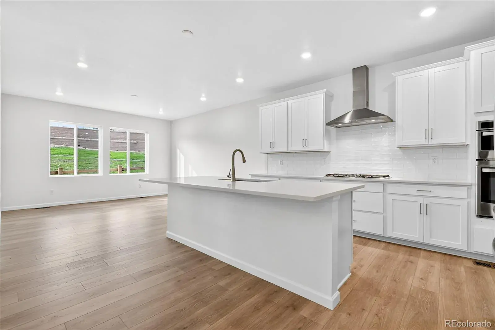 17146 W 92nd Loop Arvada CO 80007 MLS #REC5792348 10172025185806 1600 4