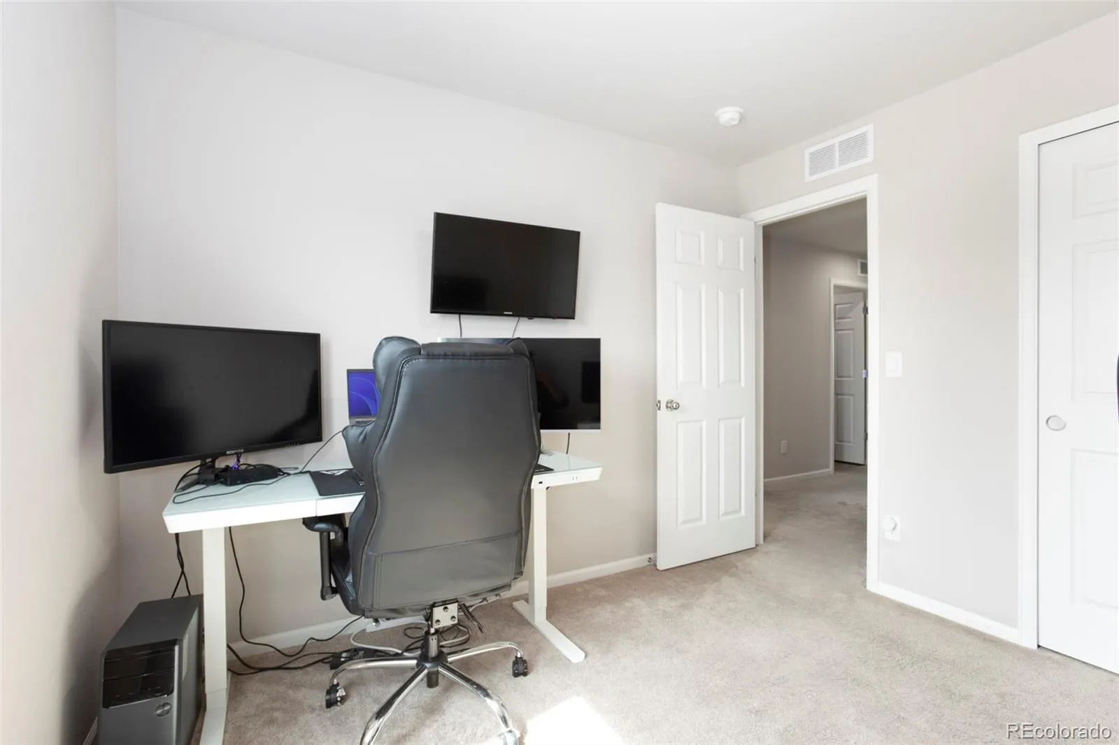 04192026220943 1600 12