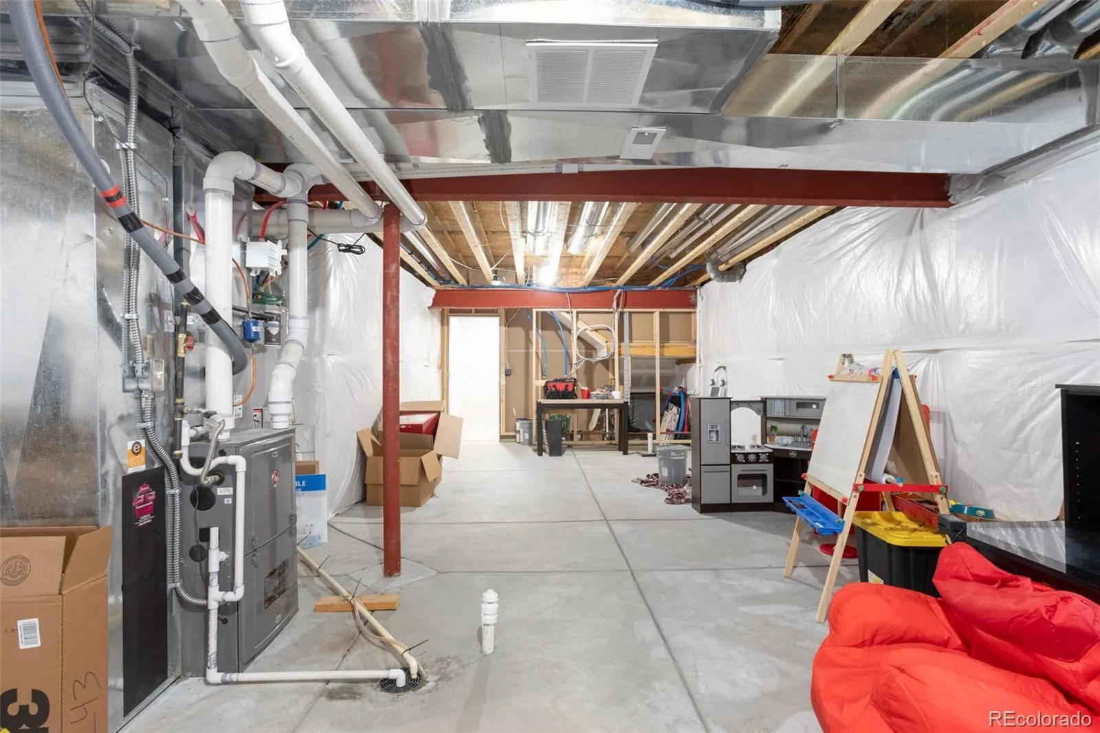 04192026220943 1600 24