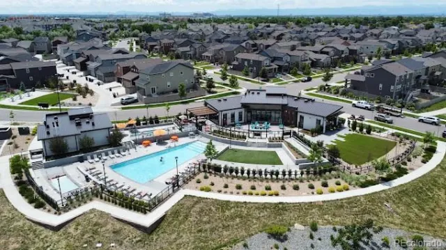 04192026220943 640 34