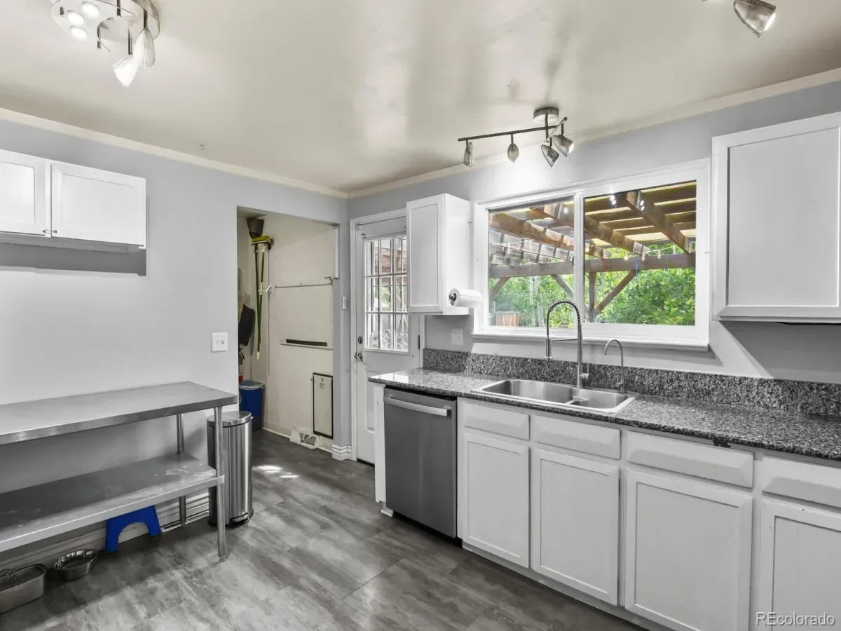 330 Depew Street Lakewood CO 80226 MLS #REC5794050 03132026041201 1200 5