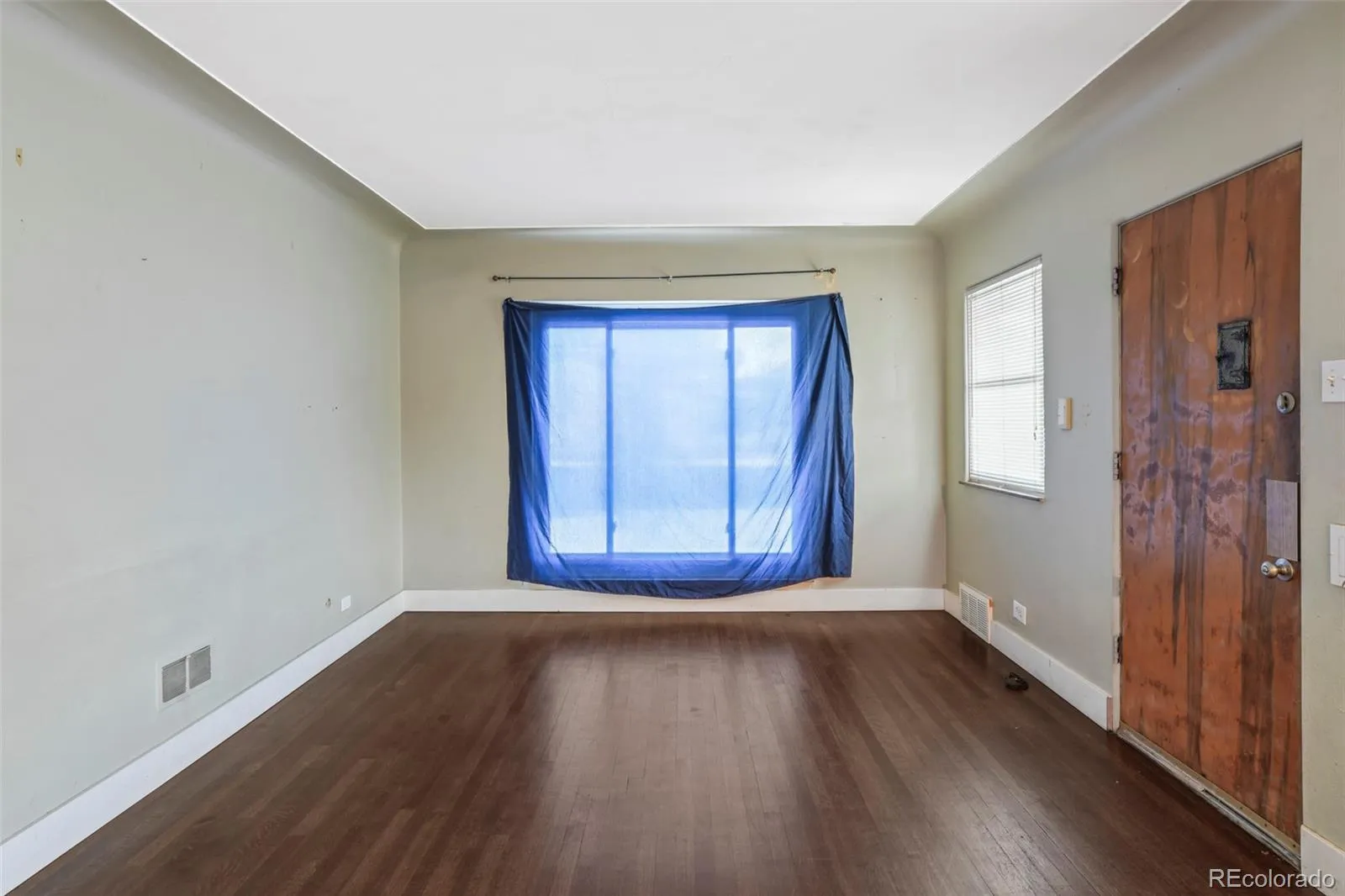 3940 W 17th Avenue Denver CO 80204 MLS #REC5794111 05012026235057 1600 5