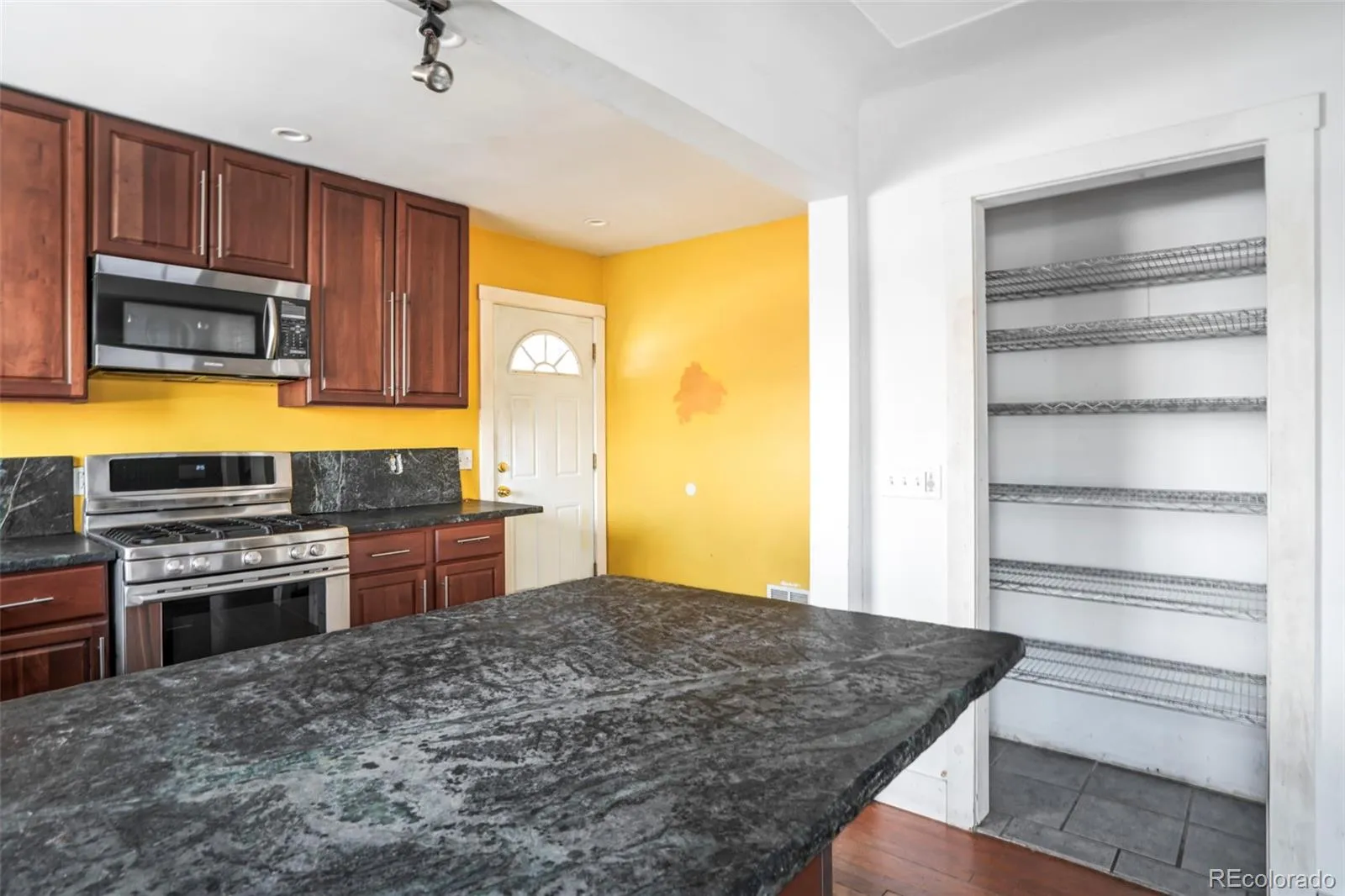 3940 W 17th Avenue Denver CO 80204 MLS #REC5794111 05012026235057 1600 7