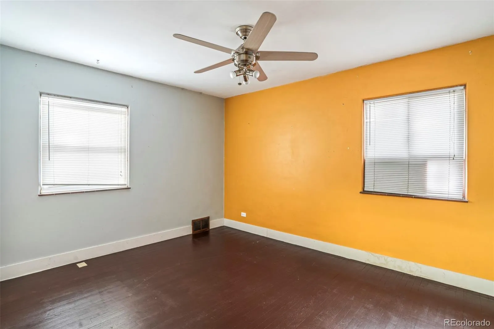 3940 W 17th Avenue Denver CO 80204 MLS #REC5794111 05012026235057 1600 8