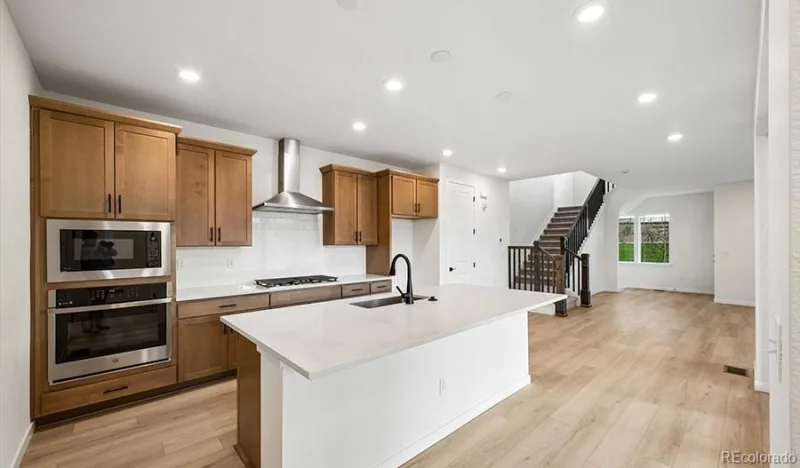8745 Whiptail Loop Littleton CO 80125 | MLS #REC5796022 10092026183014 800 10
