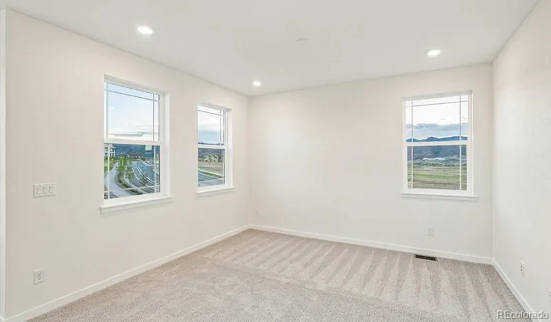 8745 Whiptail Loop Littleton CO 80125 | MLS #REC5796022 10092026183014 800 14