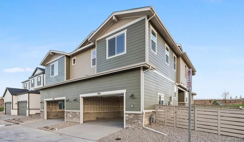 8745 Whiptail Loop Littleton CO 80125 | MLS #REC5796022 10092026183014 800 24
