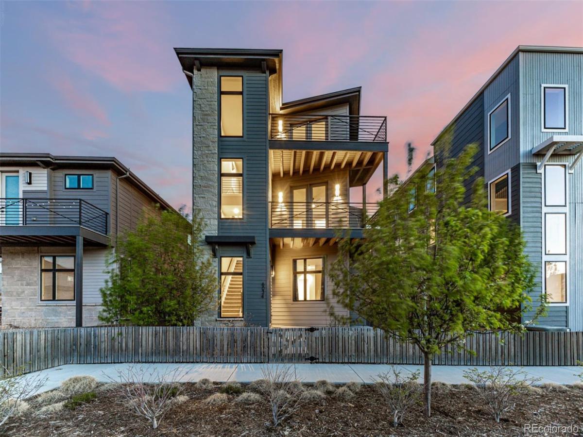 6034 N Nepal Street Aurora CO 80019 | MLS #REC5796355 MLS #REC5796355 image #0