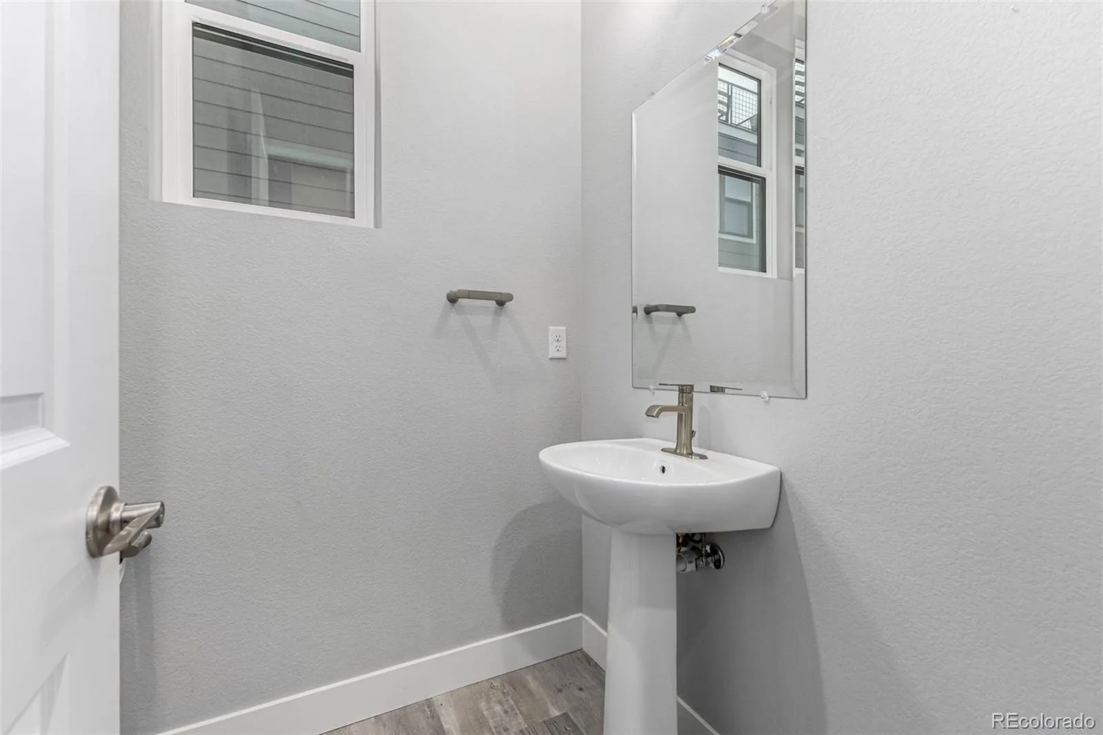 6034 N Nepal Street Aurora CO 80019 | MLS #REC5796355 08122026205215 1600 12