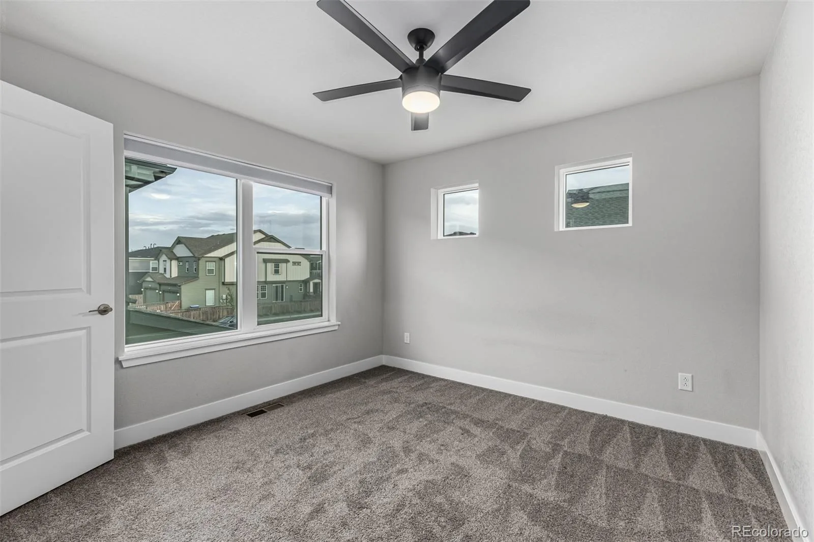 6034 N Nepal Street Aurora CO 80019 | MLS #REC5796355 08122026205215 1600 27