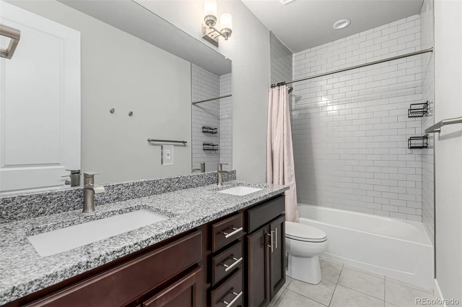 6034 N Nepal Street Aurora CO 80019 | MLS #REC5796355 08122026205215 1600 32