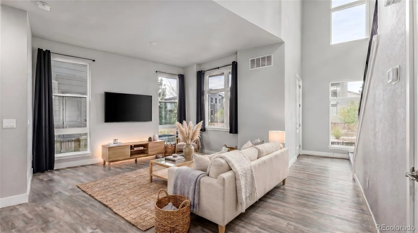 6034 N Nepal Street Aurora CO 80019 | MLS #REC5796355 08122026205215 1600 5