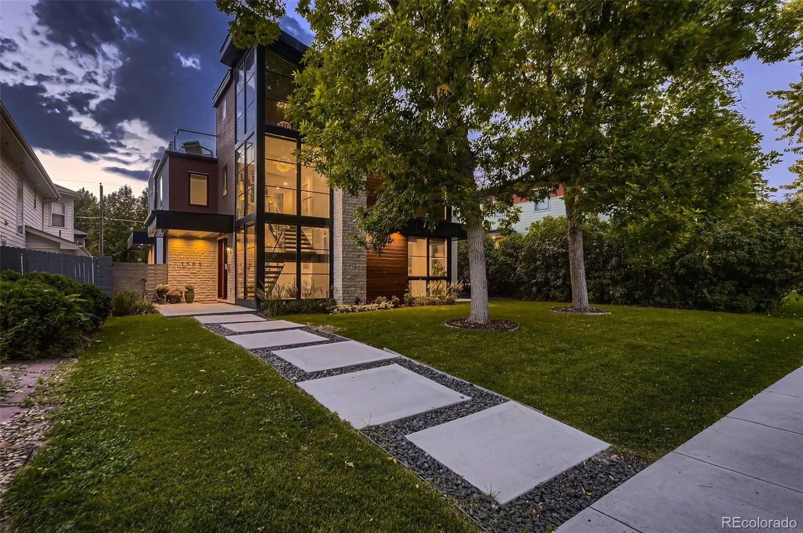 04122026155223 1600 1