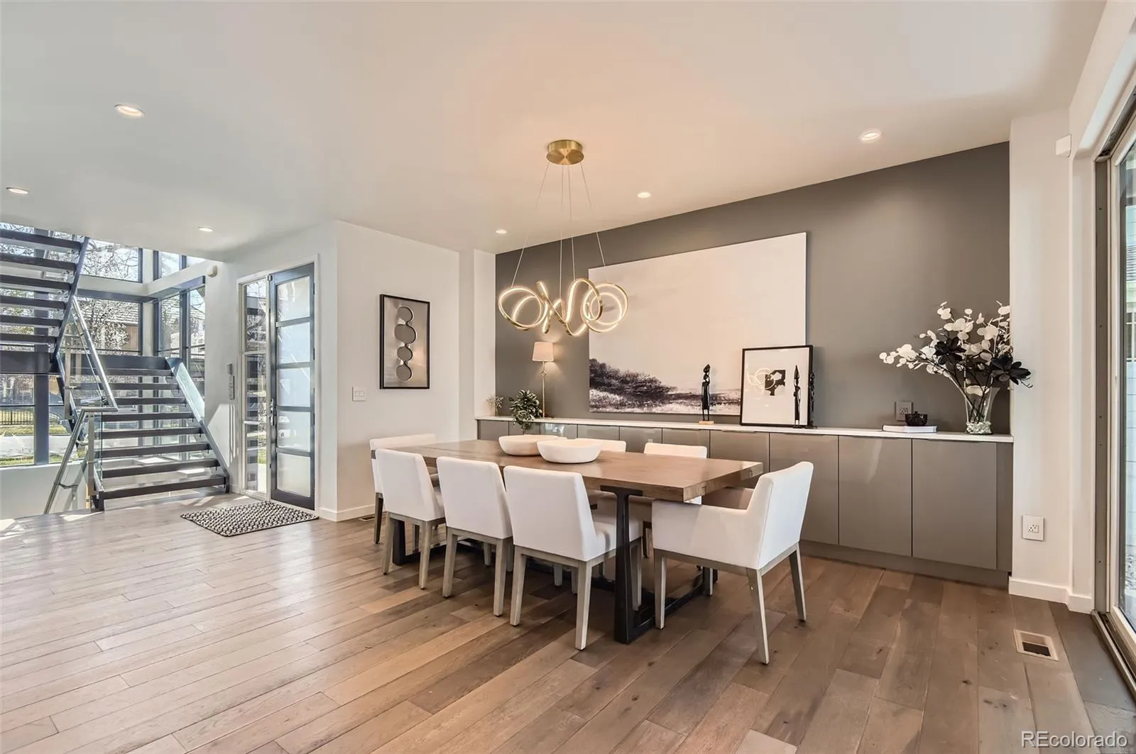 04122026155223 1600 15