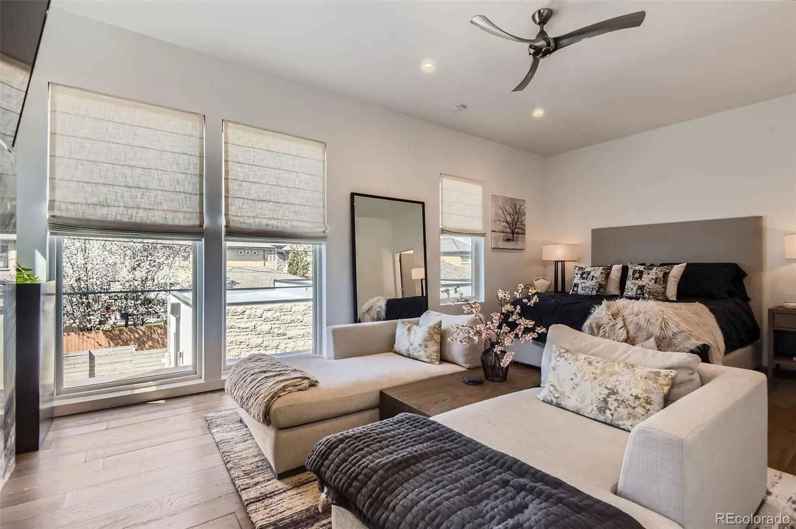 04122026155223 1600 24