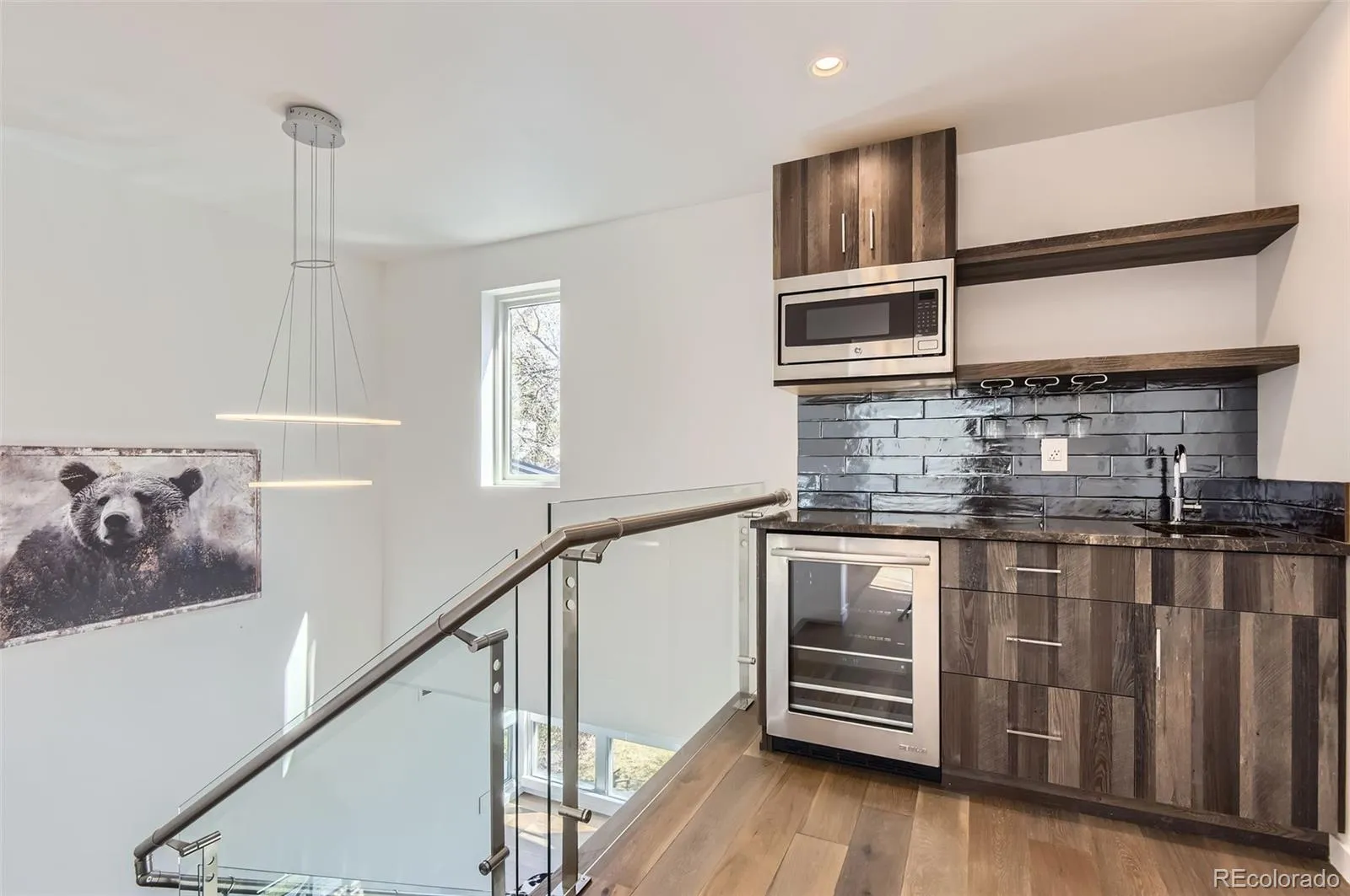 04122026155223 1600 35