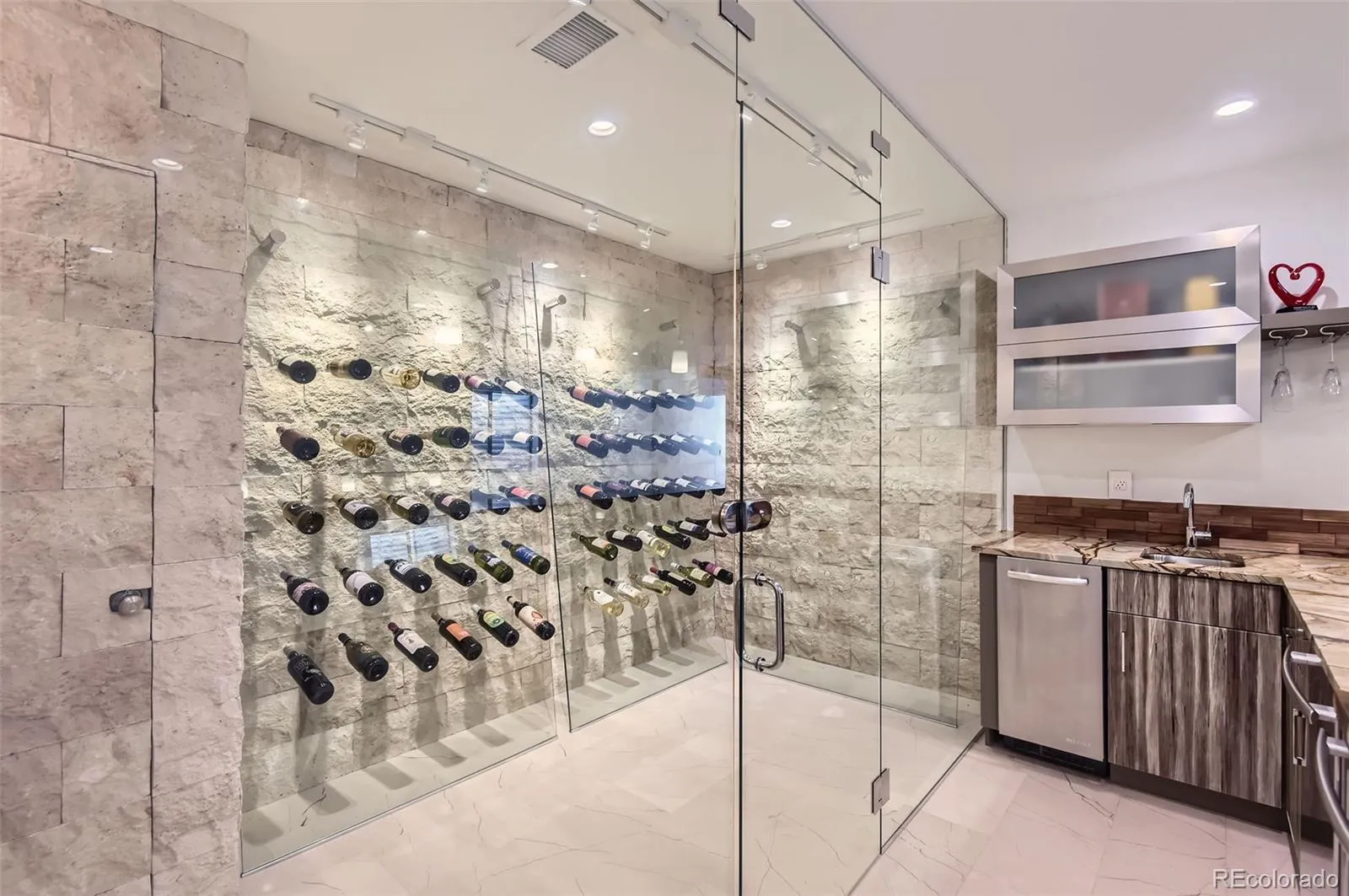 04122026155223 1600 38