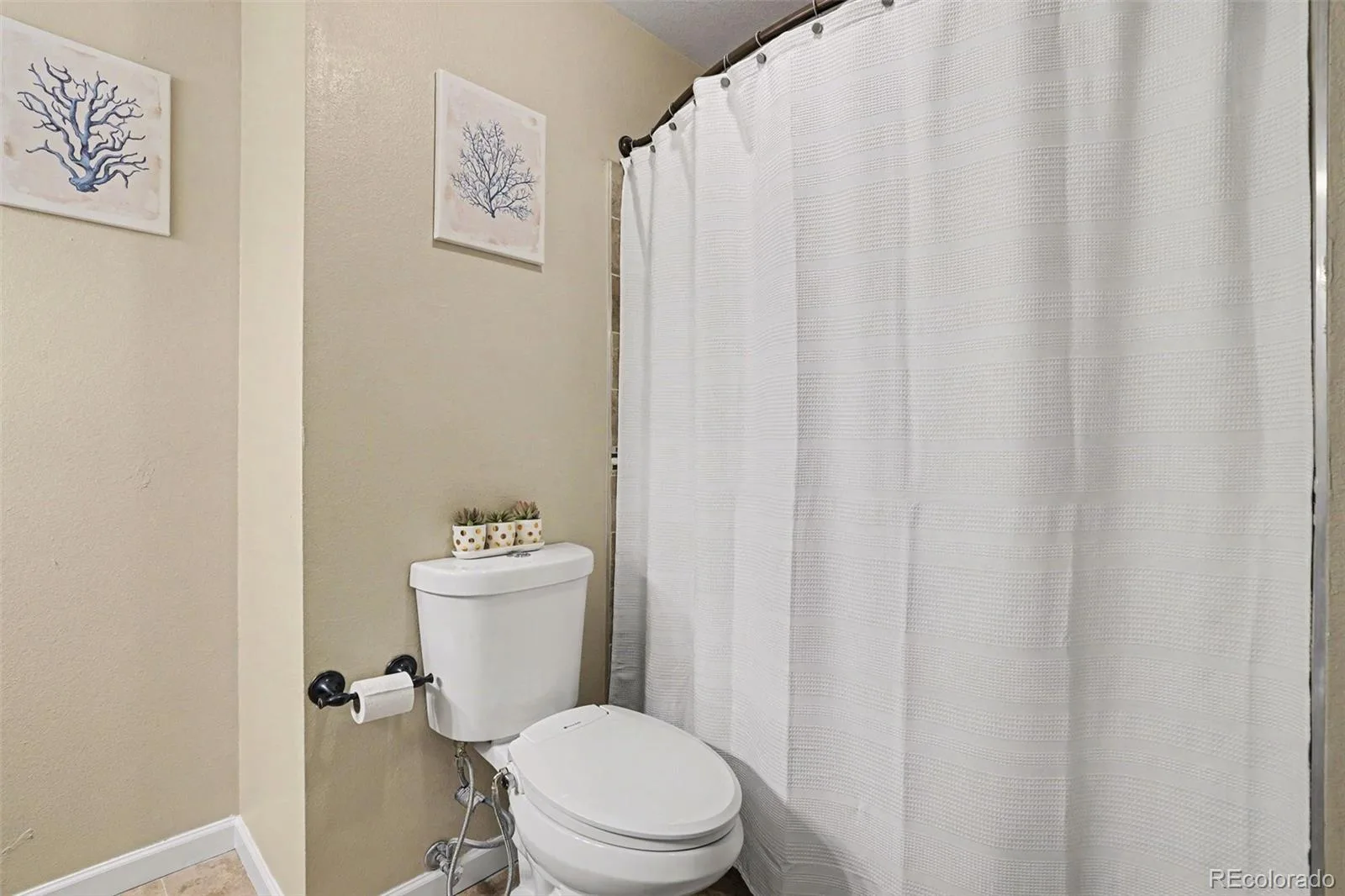 986 Welch Court Golden CO 80401 | MLS #REC5797465 08242026153400 1600 21