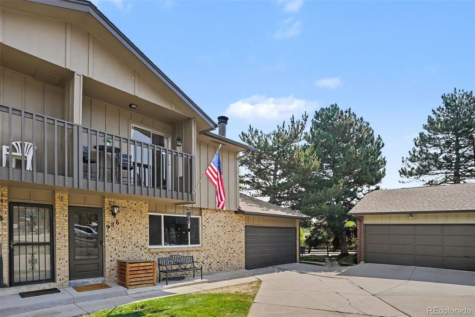 986 Welch Court Golden CO 80401 | MLS #REC5797465 08242026153400 1600 33