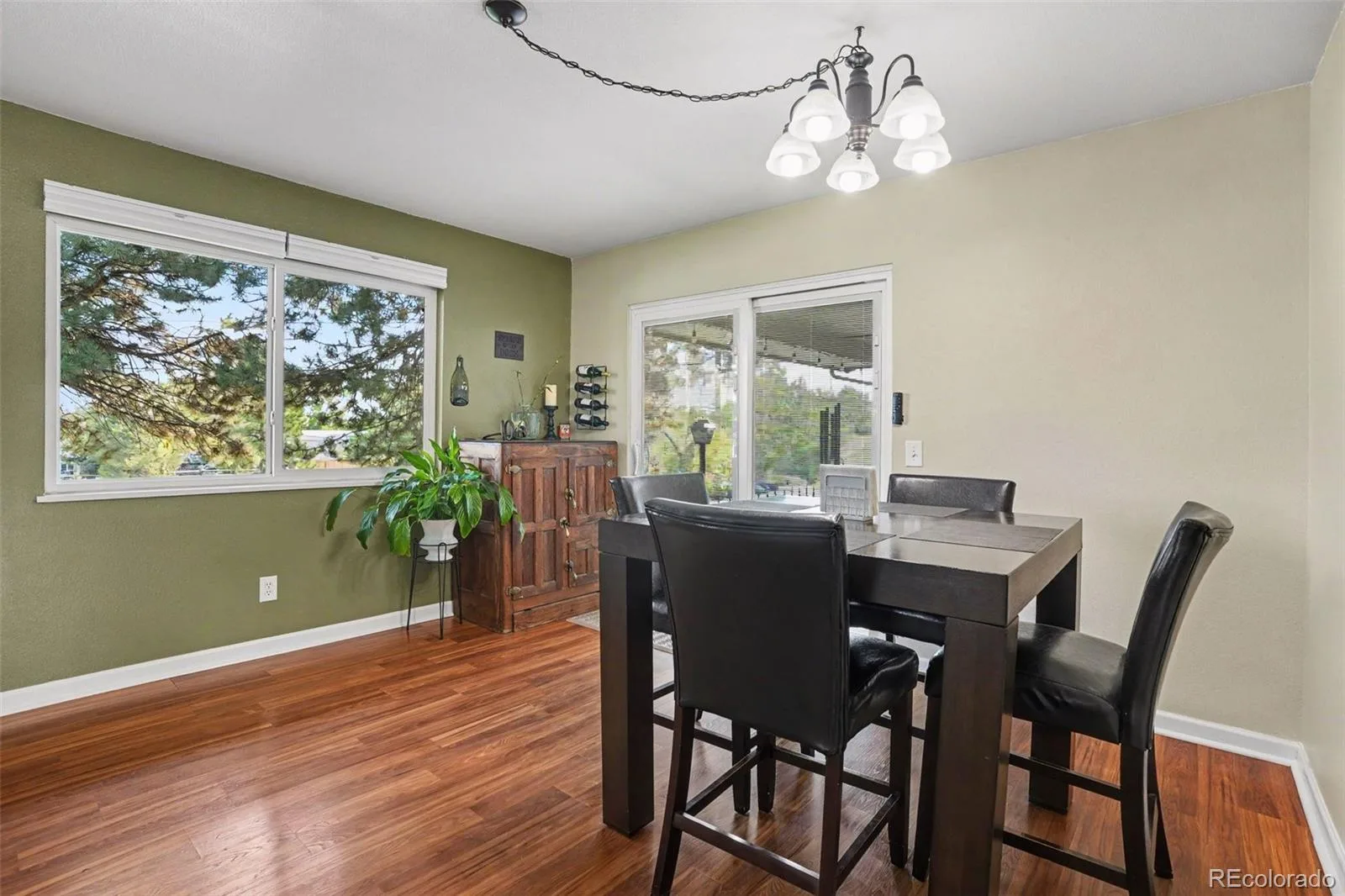 986 Welch Court Golden CO 80401 | MLS #REC5797465 08242026153400 1600 7