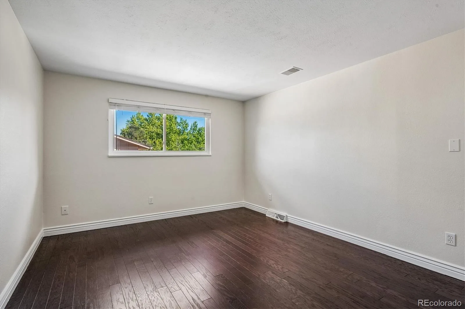3924 S Wabash Street Denver CO 80237 | MLS #REC5798708 08212026192812 1600 23
