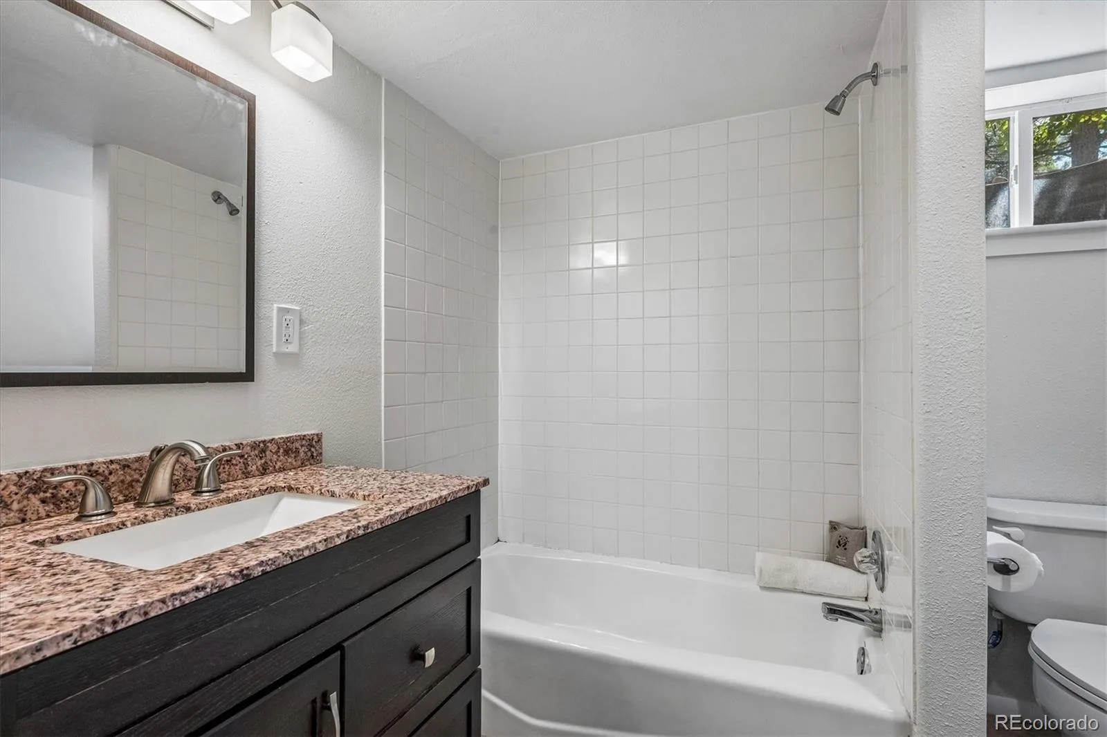 3924 S Wabash Street Denver CO 80237 | MLS #REC5798708 08212026192812 1600 27