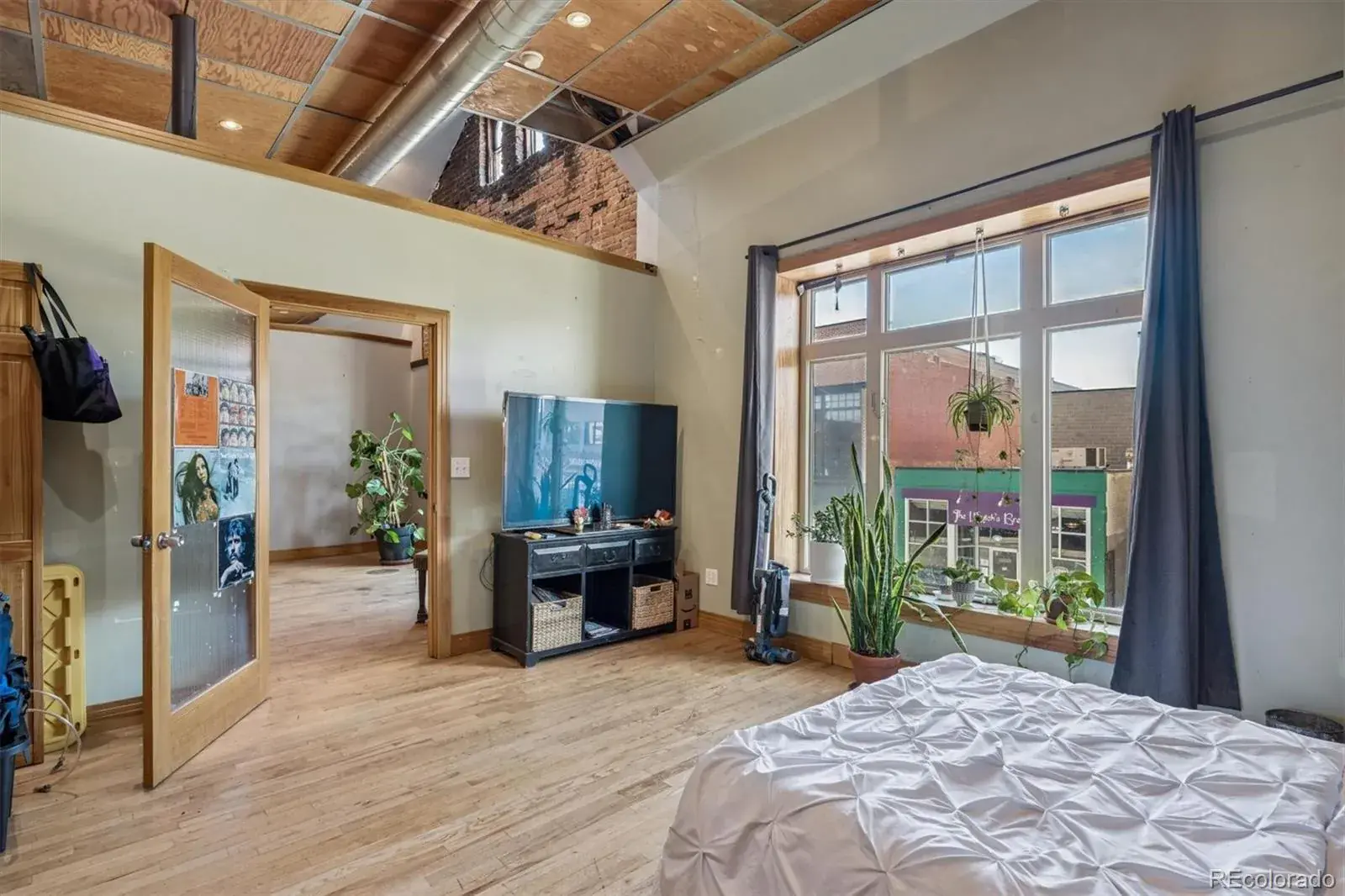 01222026201055 1600 22