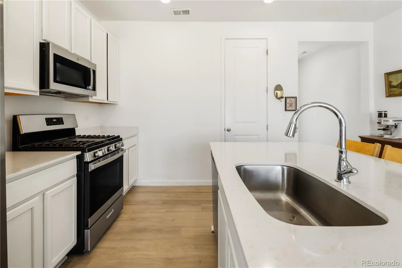 04012026174007 1600 10