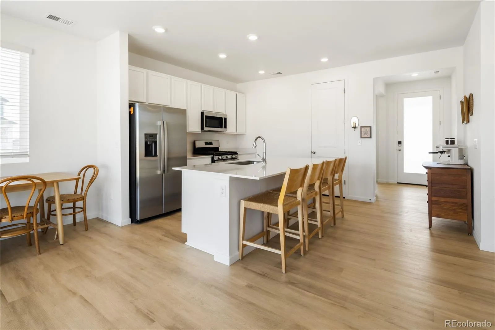 04012026174007 1600 2