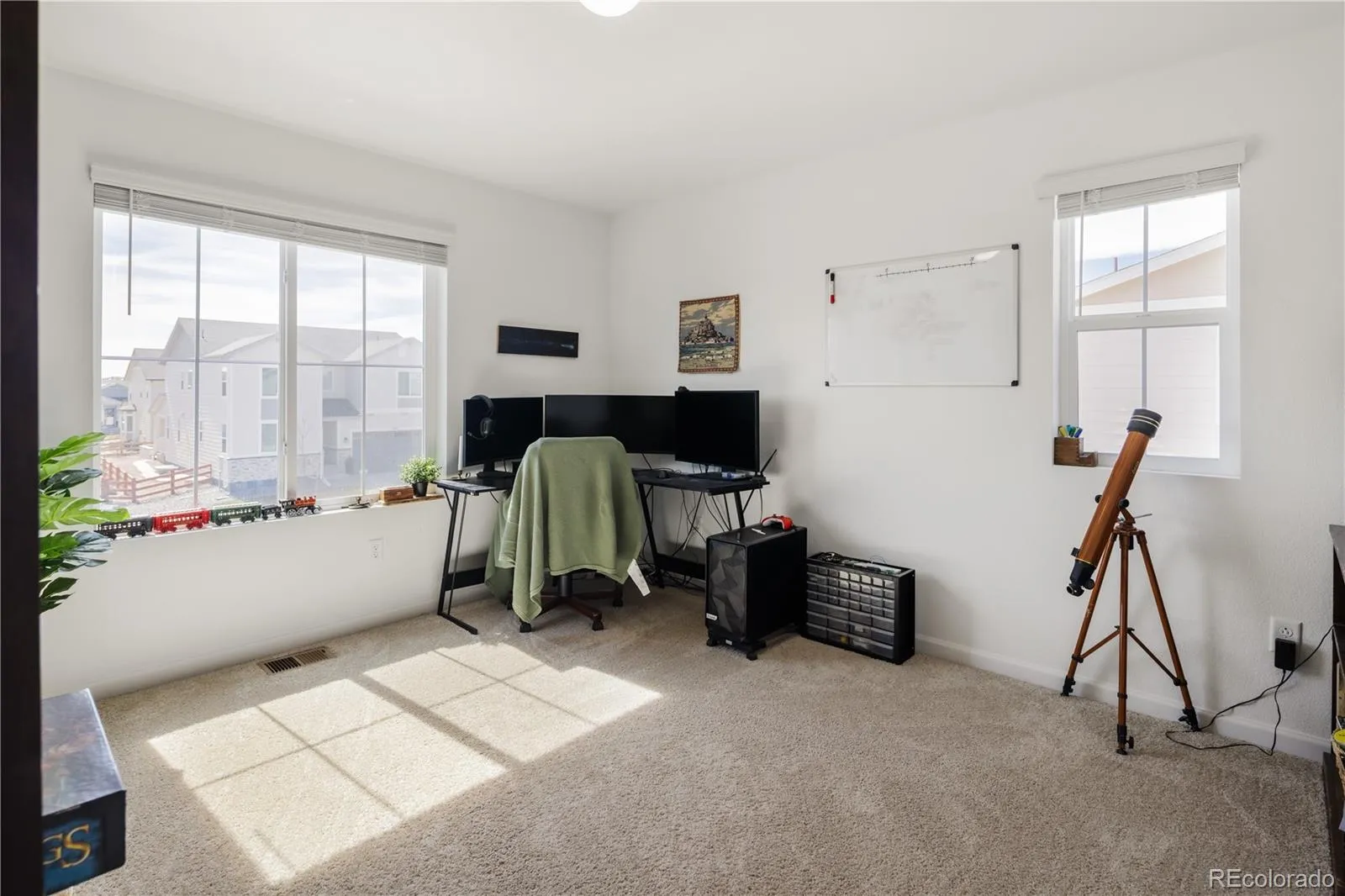 04012026174007 1600 25