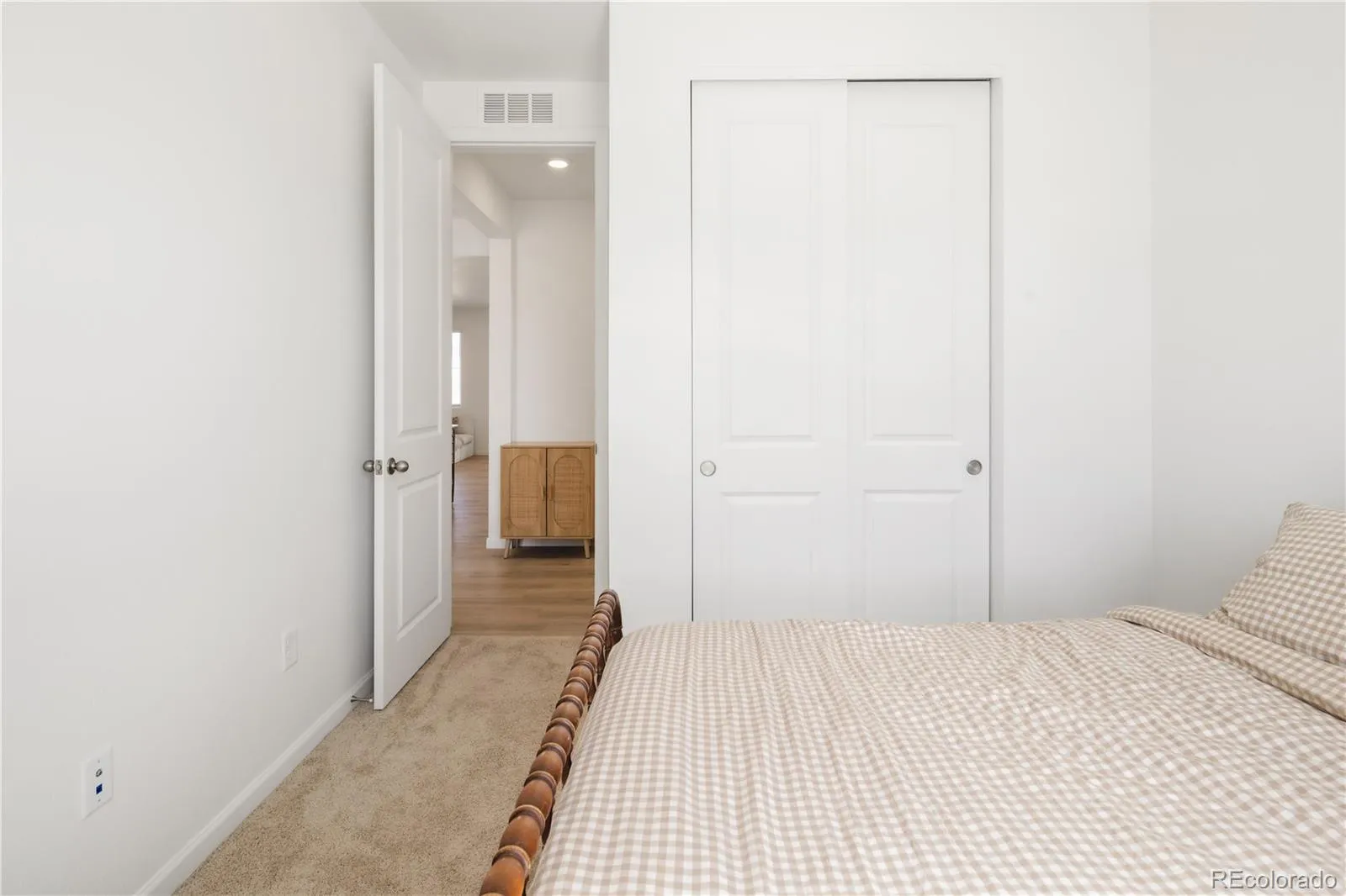 04012026174007 1600 6