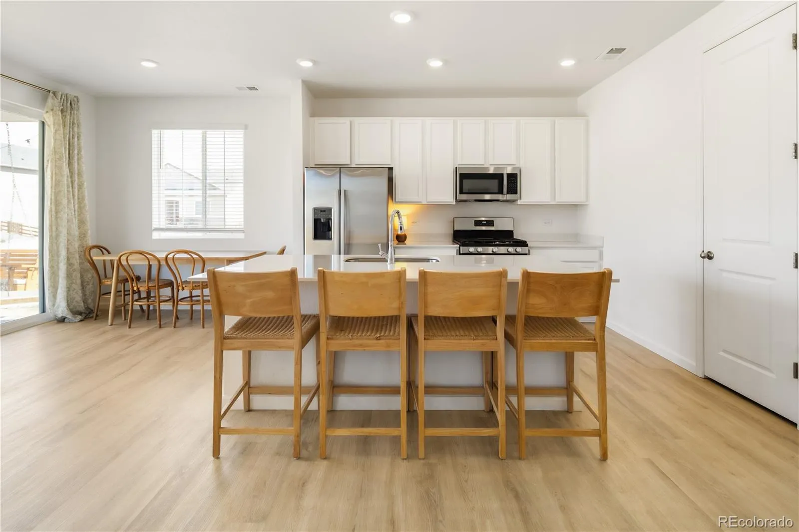 04012026174007 1600 9