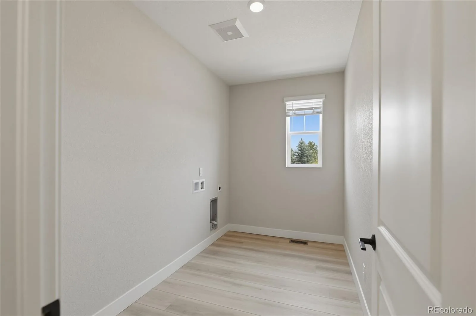 17549 E 103rd Drive Commerce City CO 80022 | MLS #REC5803418 07212026191047 1600 20