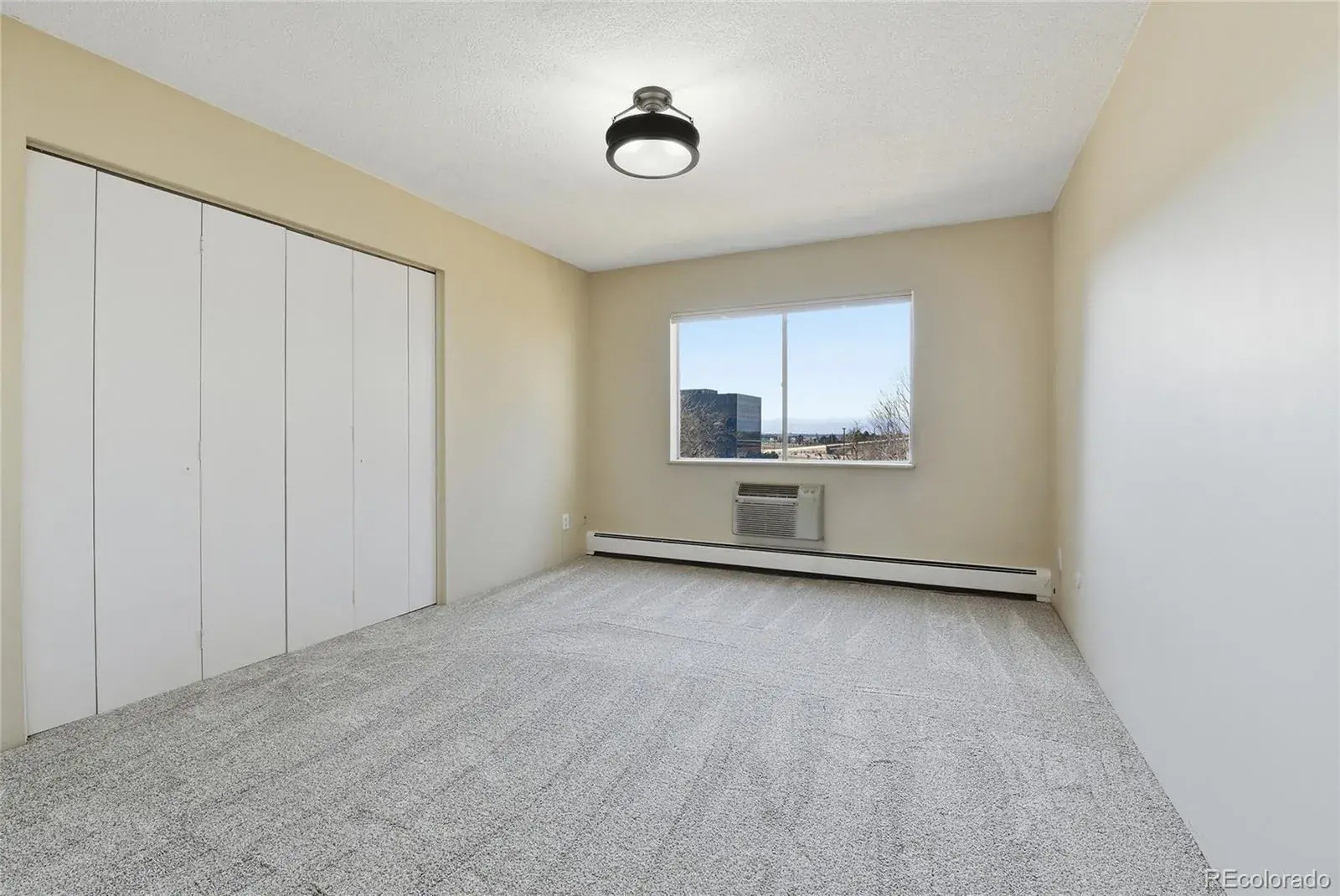 3022 S Wheeling Way #309 Aurora CO 80014 MLS #REC5804033 01312026010535 1600 19