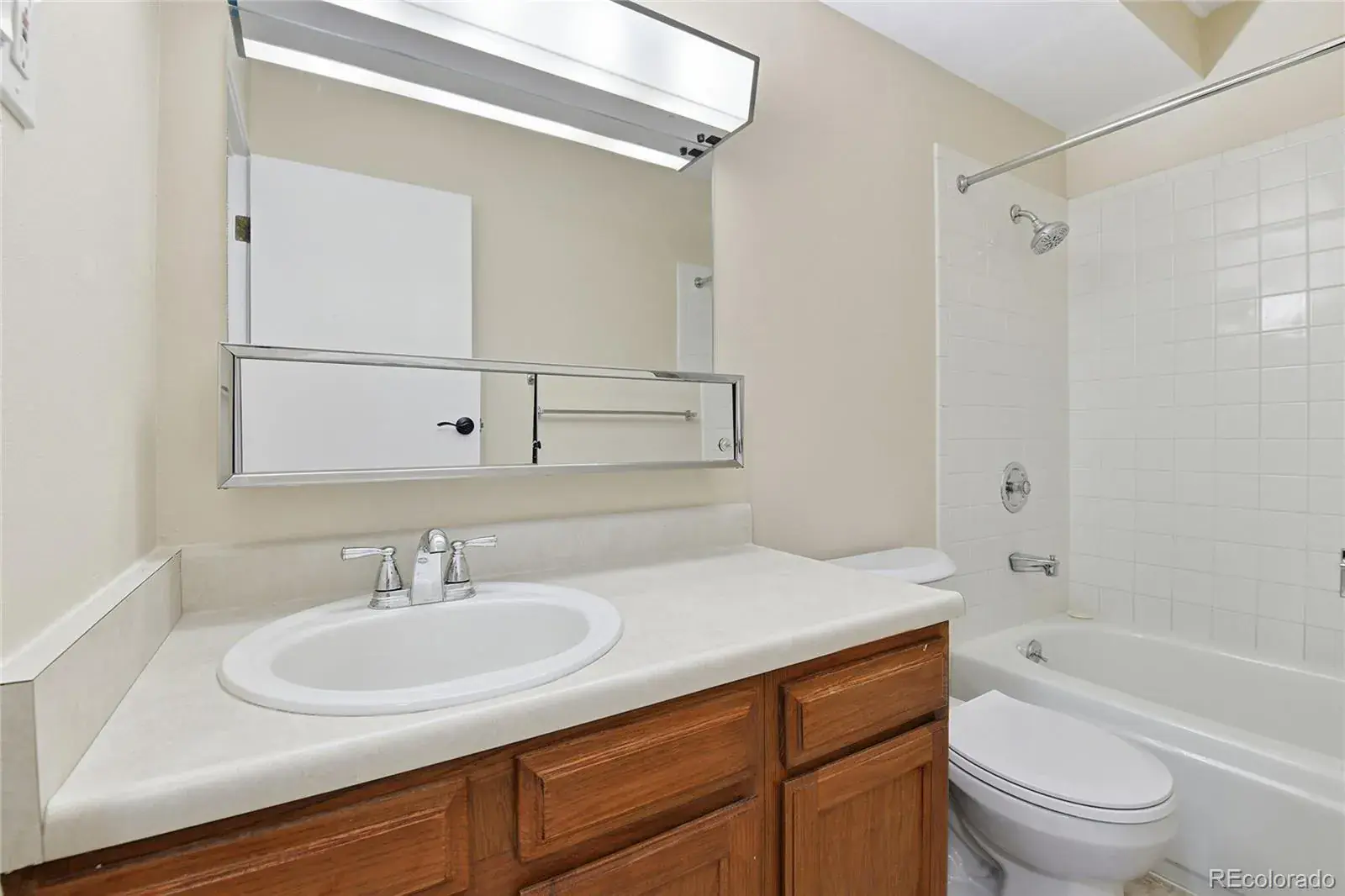 3022 S Wheeling Way #309 Aurora CO 80014 MLS #REC5804033 01312026010535 1600 21