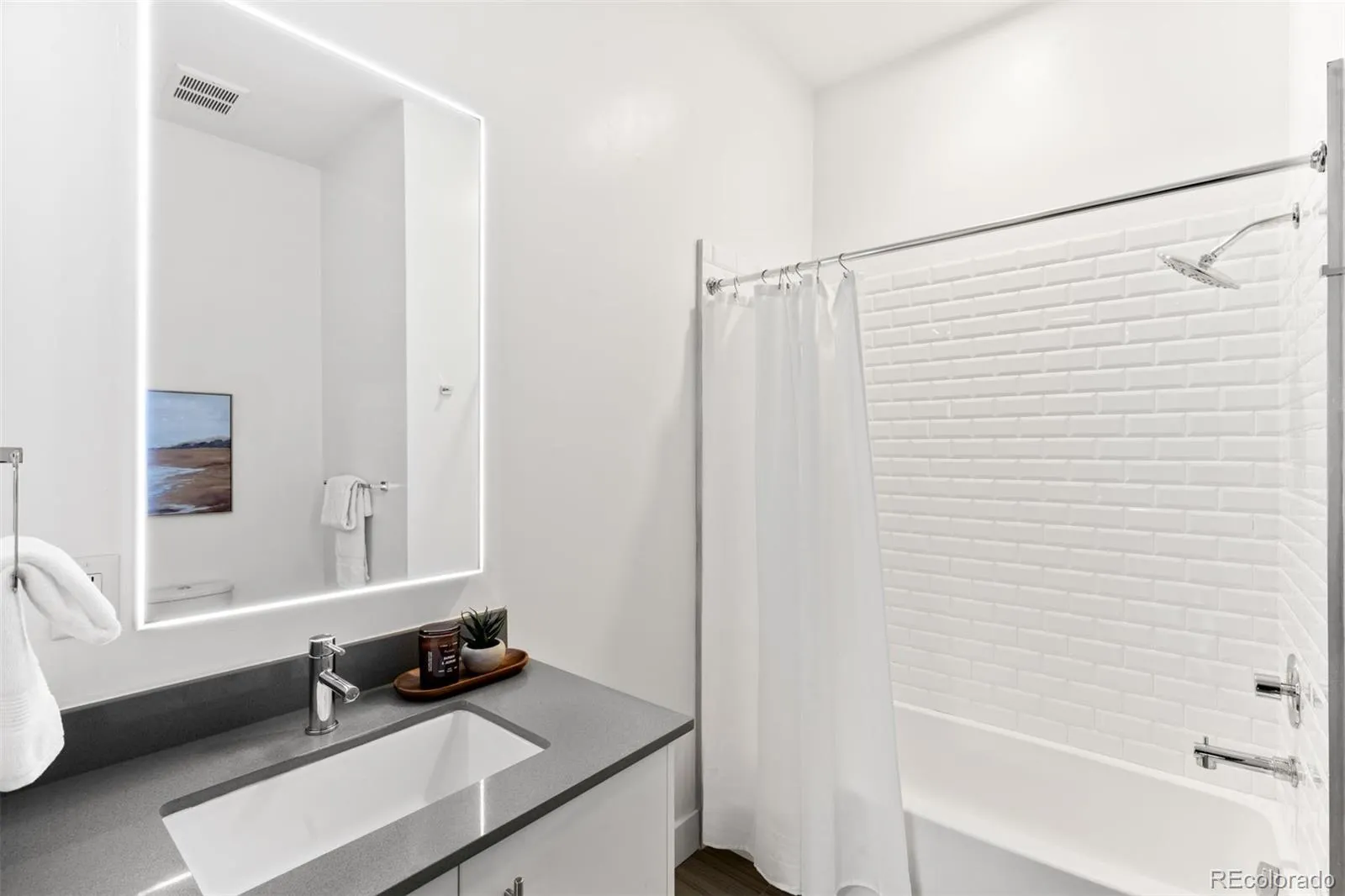 04102026212626 1600 11