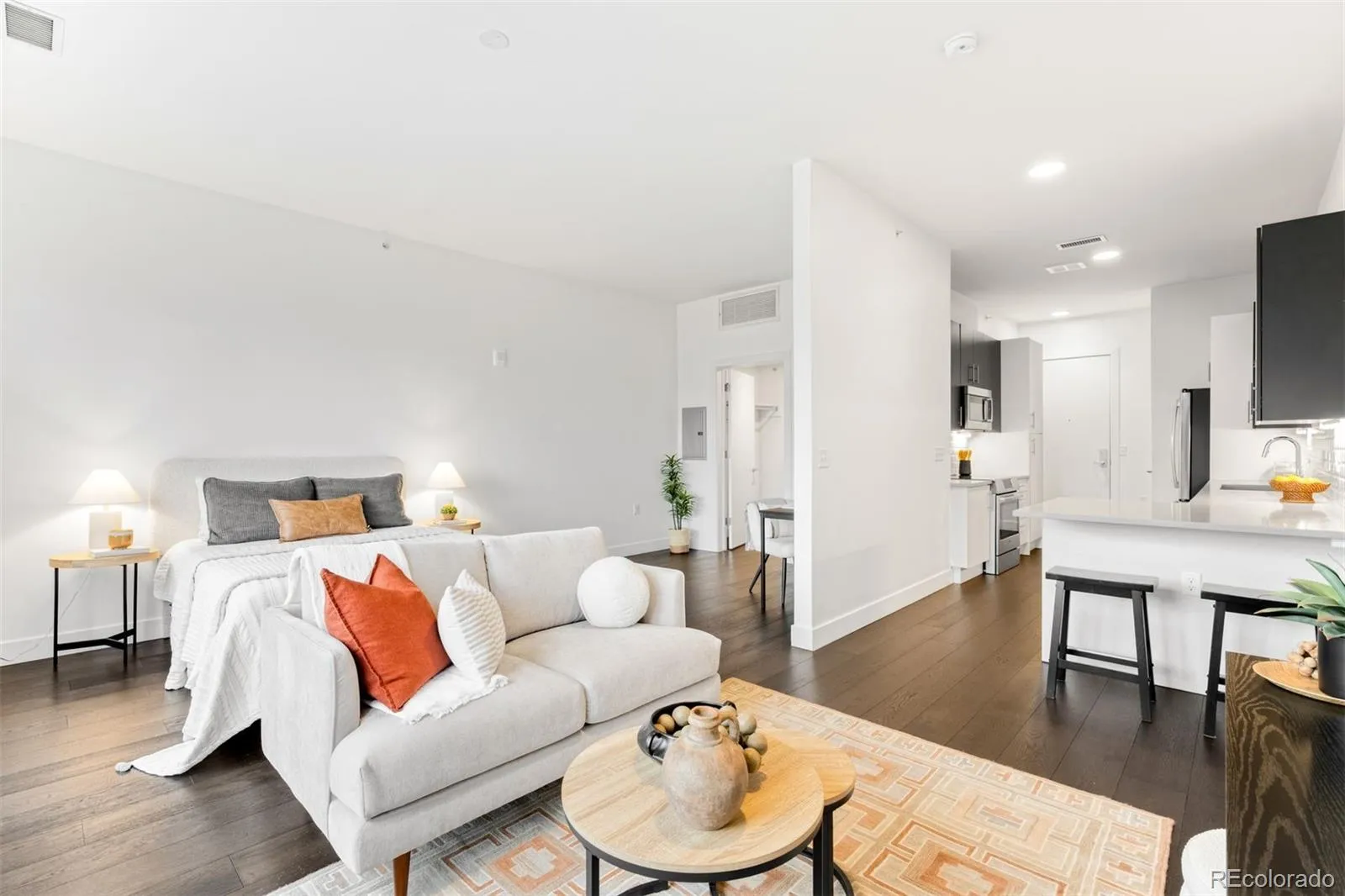 04102026212626 1600 2