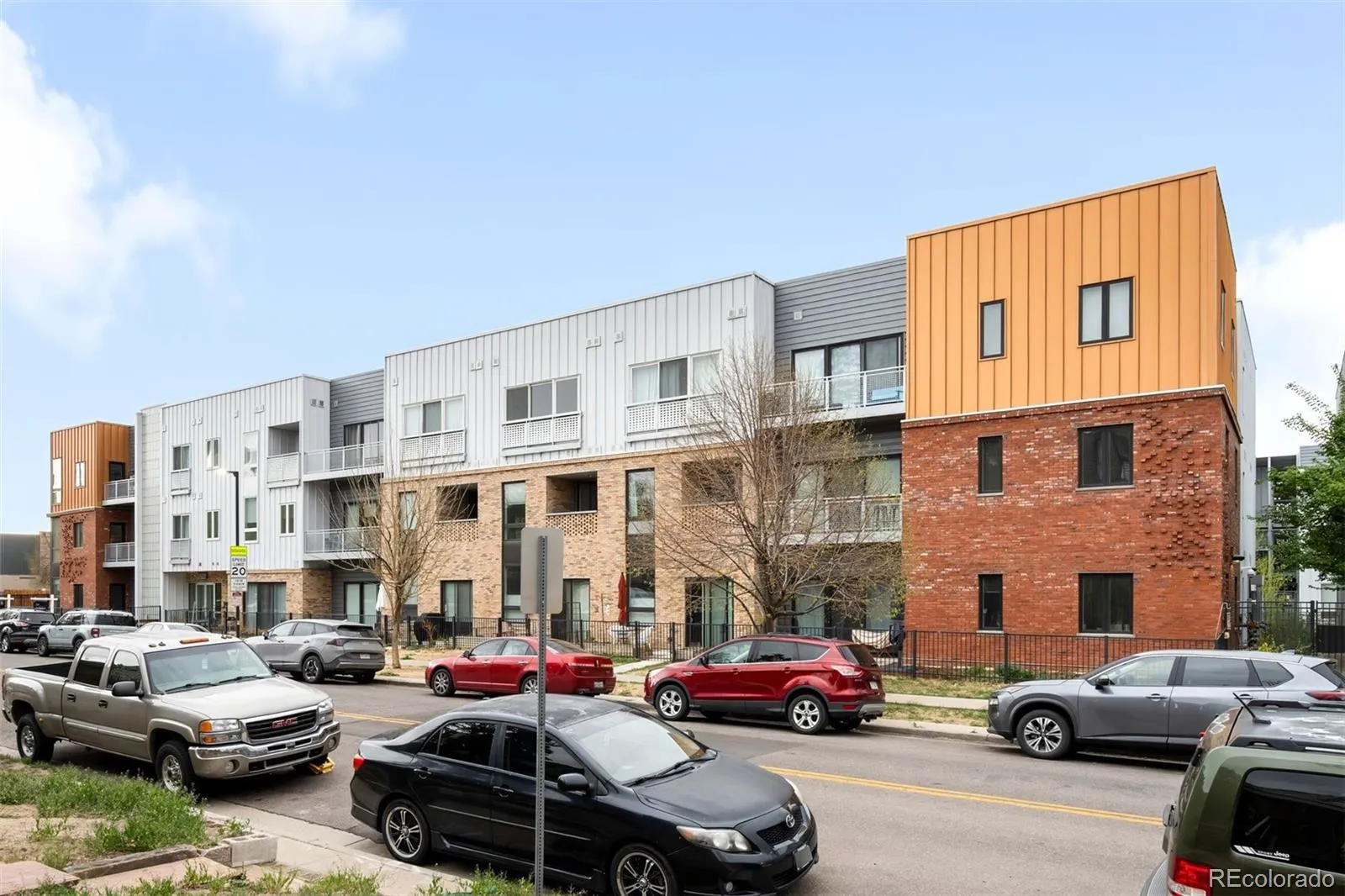 04102026212626 1600 3