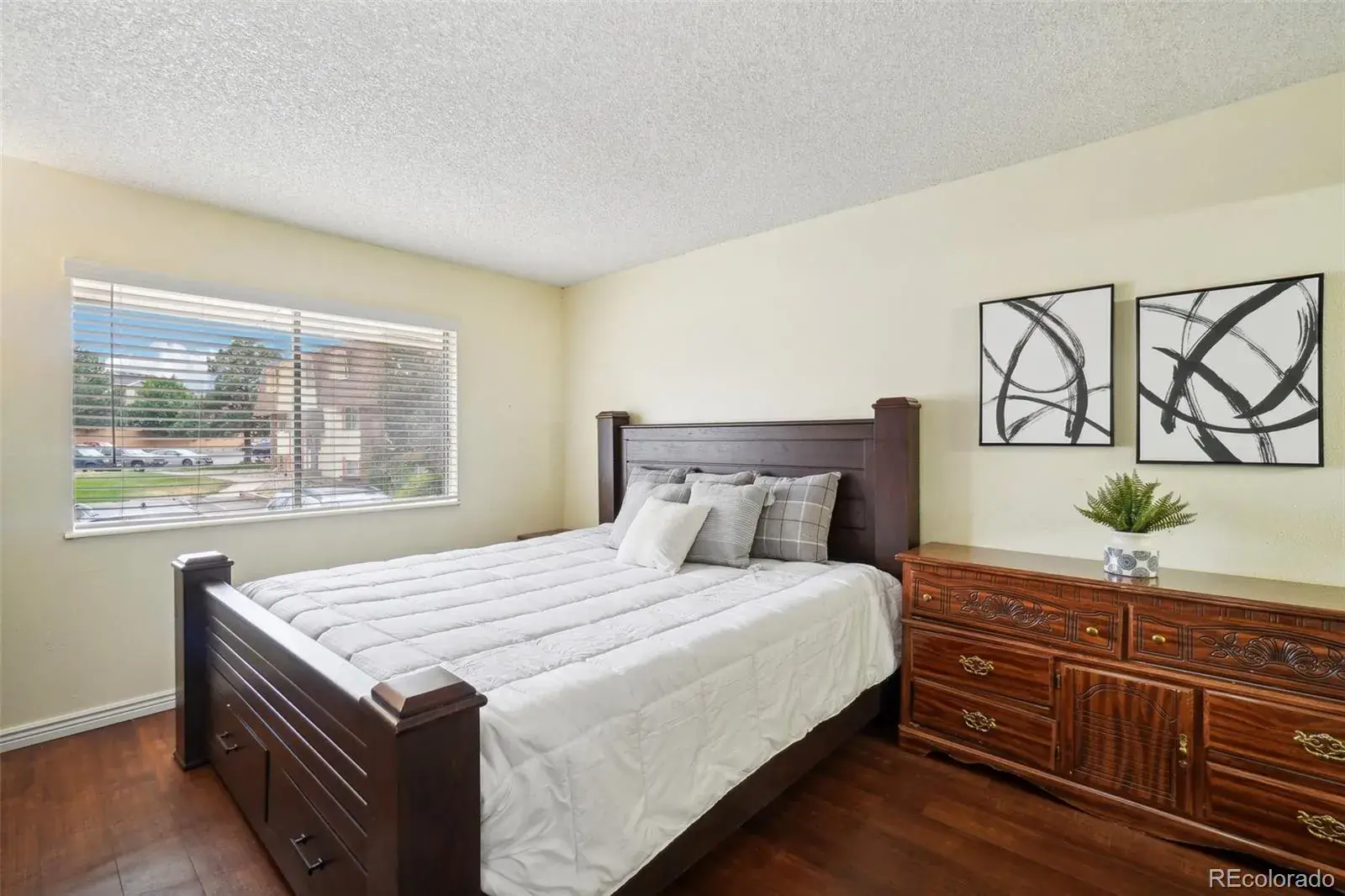 10211 Ura Lane #8-207 Thornton CO 80260 MLS #REC5807137 02022026051747 1600 13