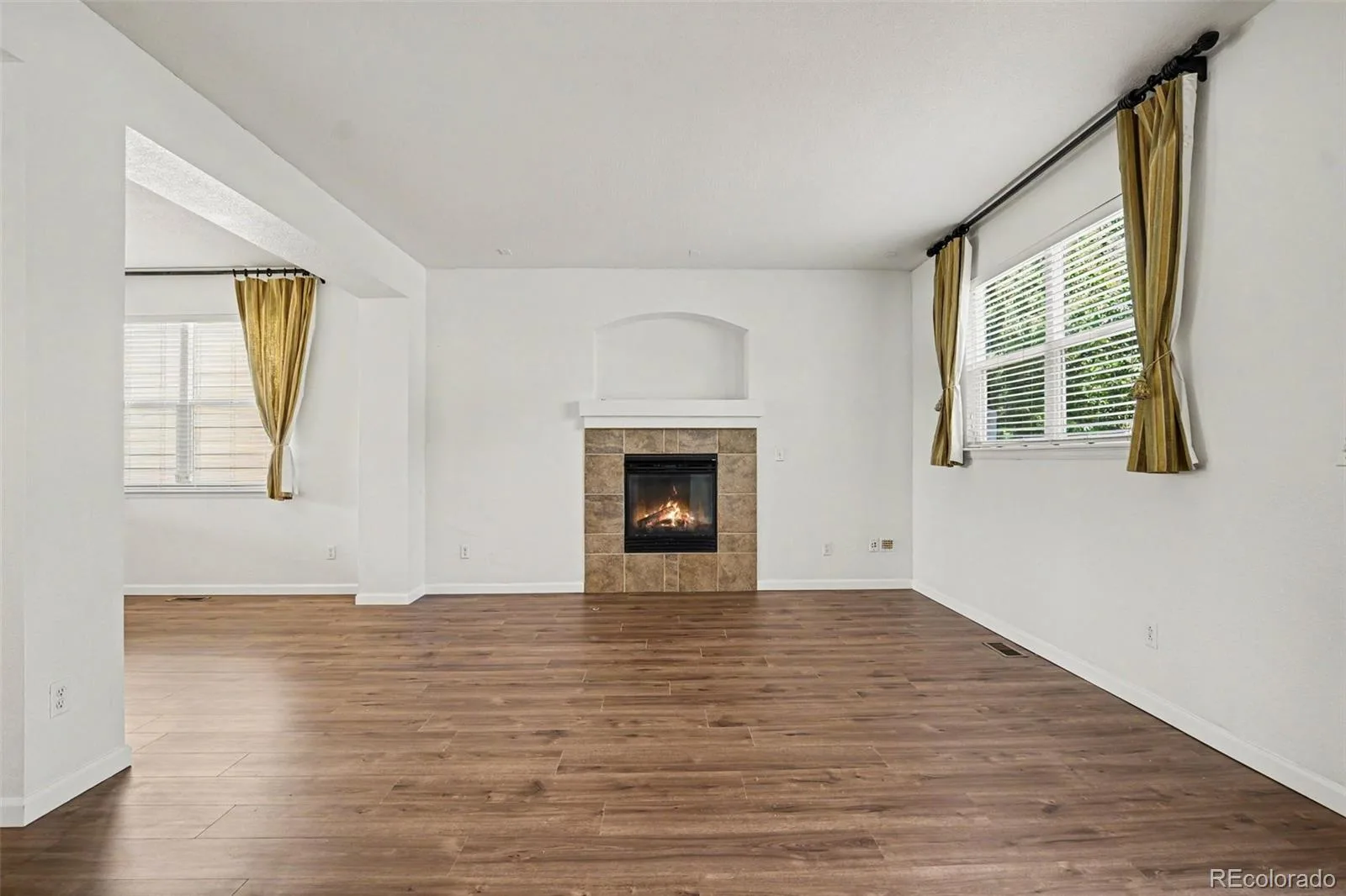 23502 E Alabama Drive Aurora CO 80018 | MLS #REC5809750 07022026044836 1600 12