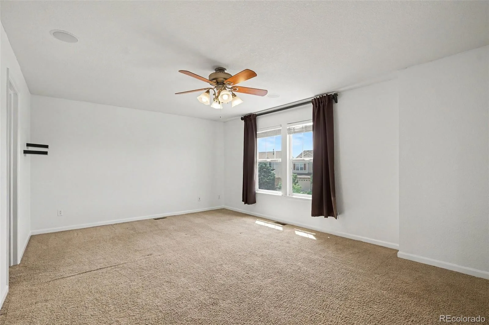 23502 E Alabama Drive Aurora CO 80018 | MLS #REC5809750 07022026044836 1600 5