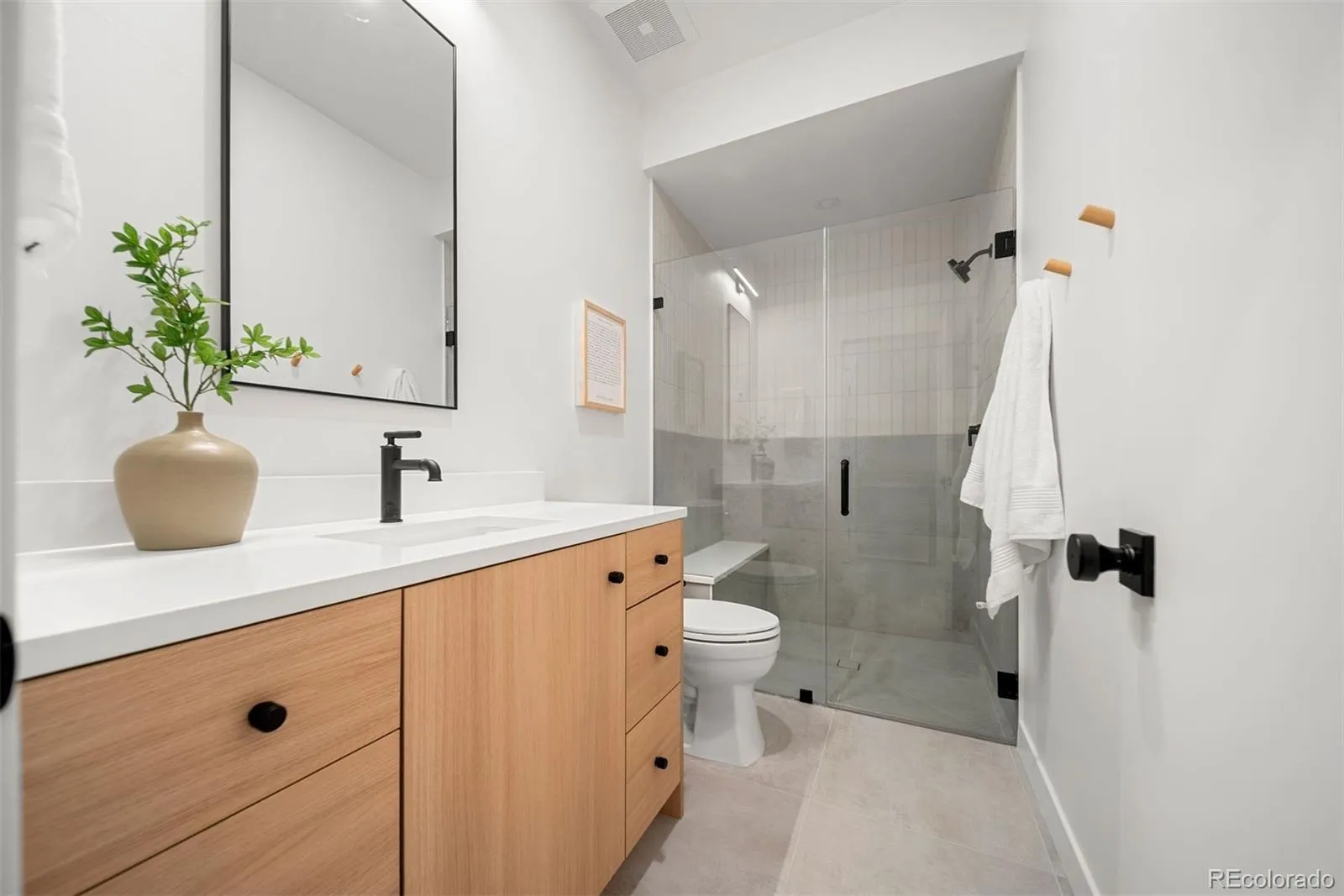 2359 S Bannock Street Denver CO 80223 MLS #REC5810242 05132026210006 1600 27