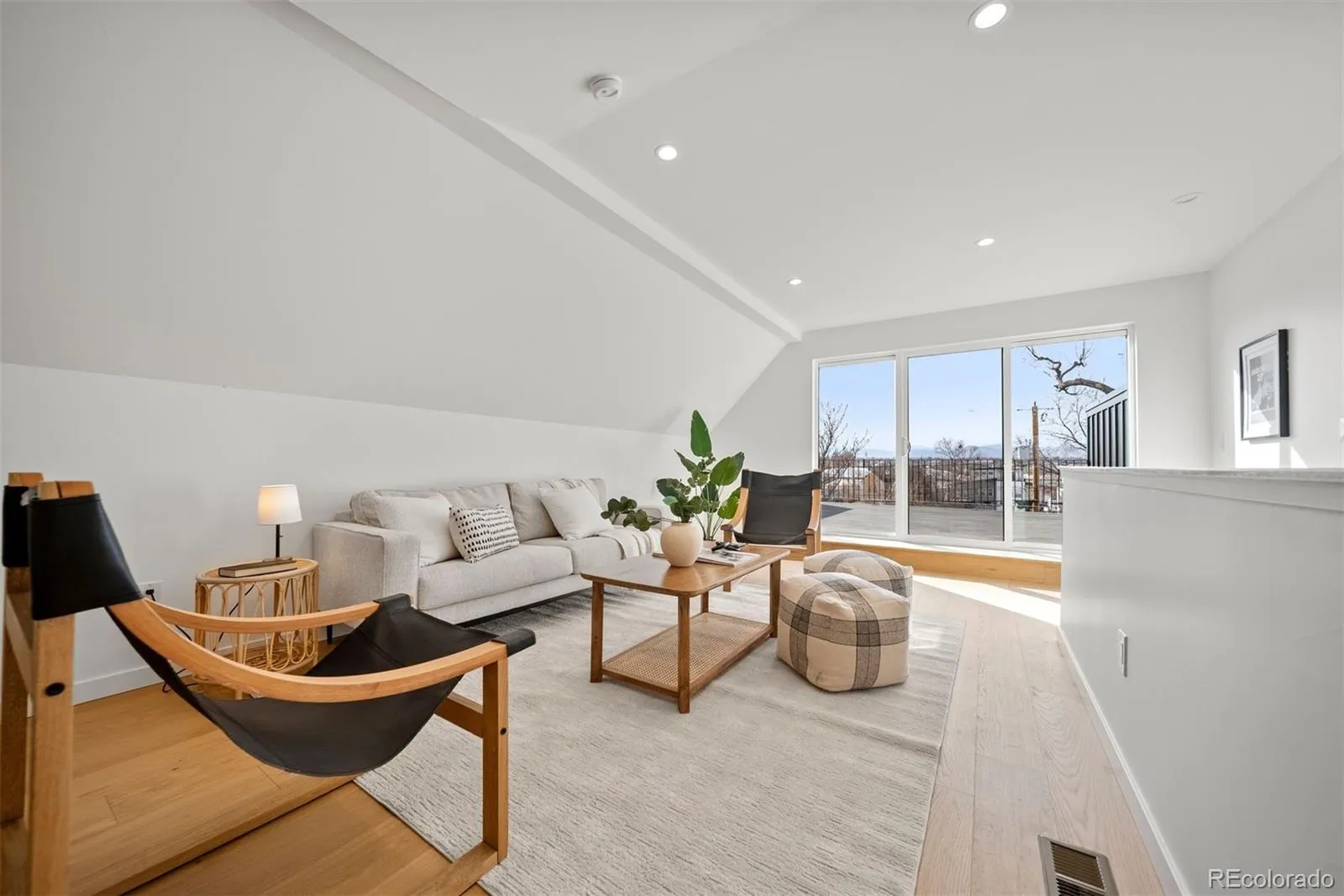 2359 S Bannock Street Denver CO 80223 MLS #REC5810242 05132026210006 1600 43